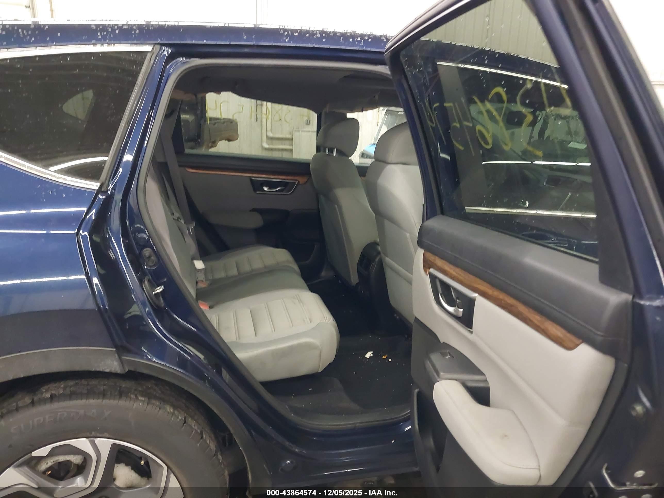 HONDA CR-V image 8