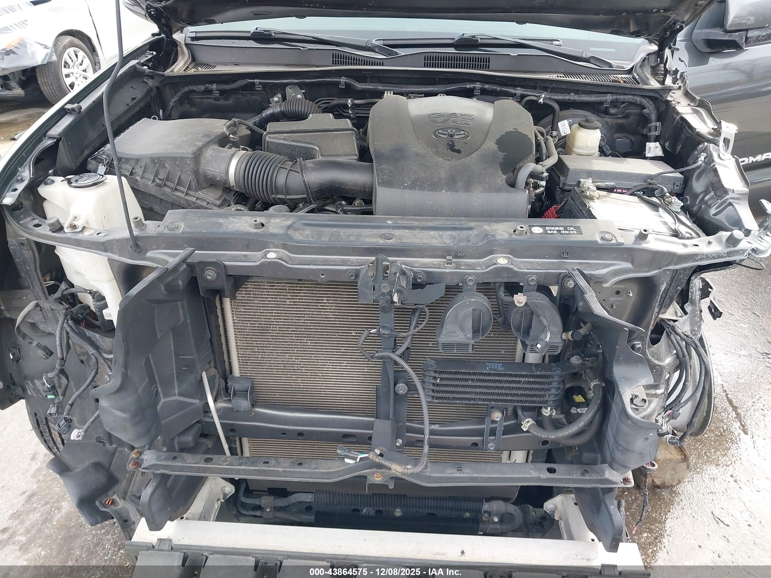 TOYOTA TACOMA image 10