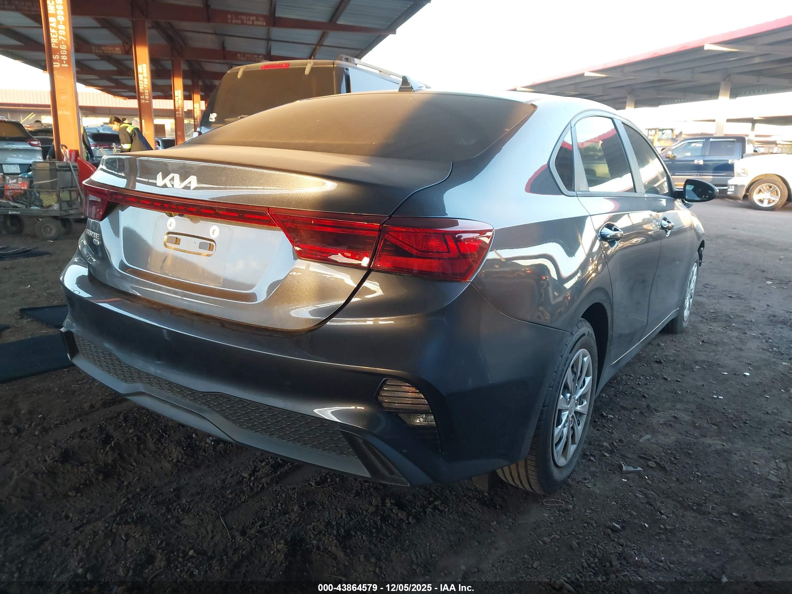 KIA FORTE image 4