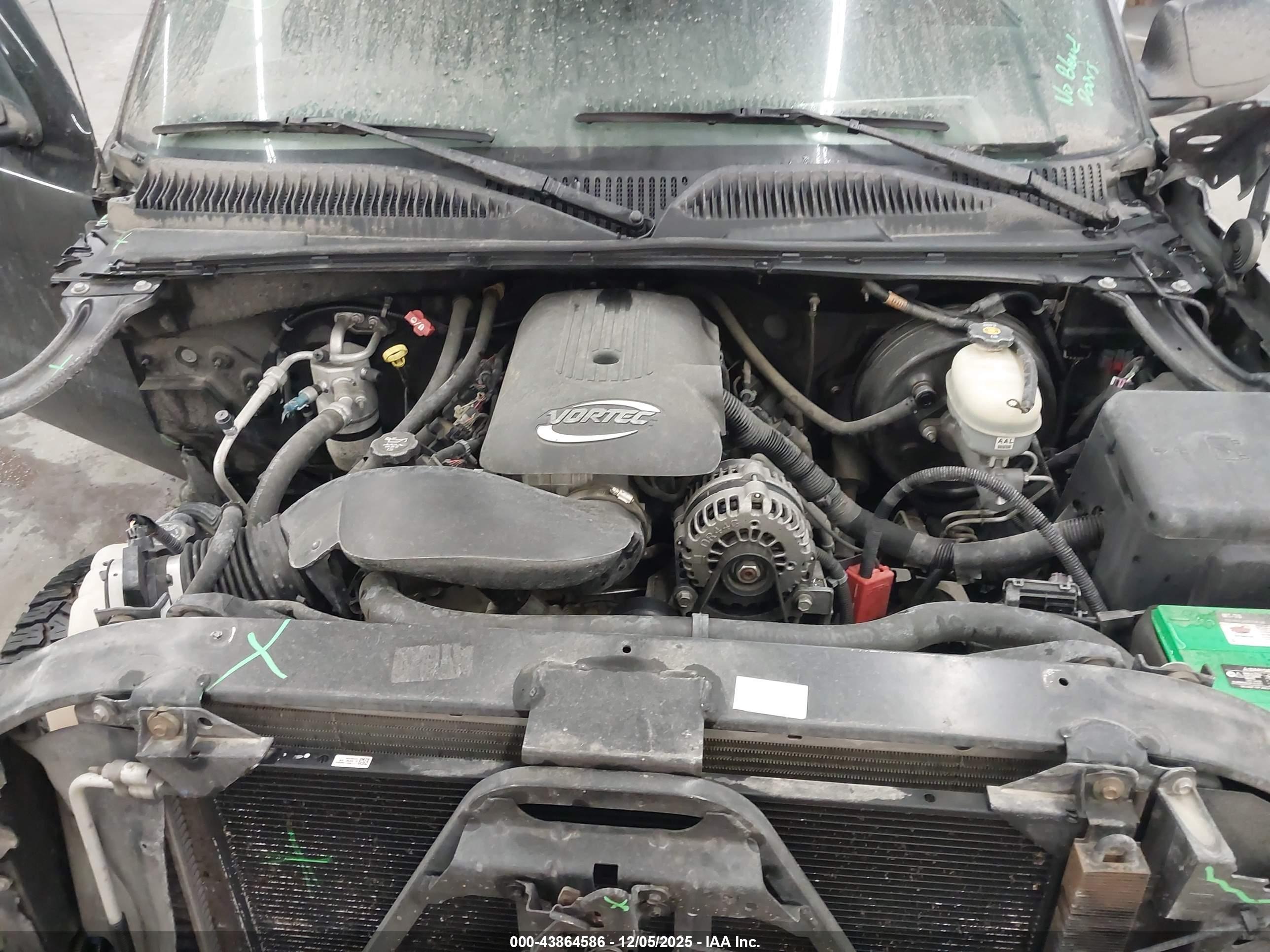 CHEVROLET SILVERADO image 10