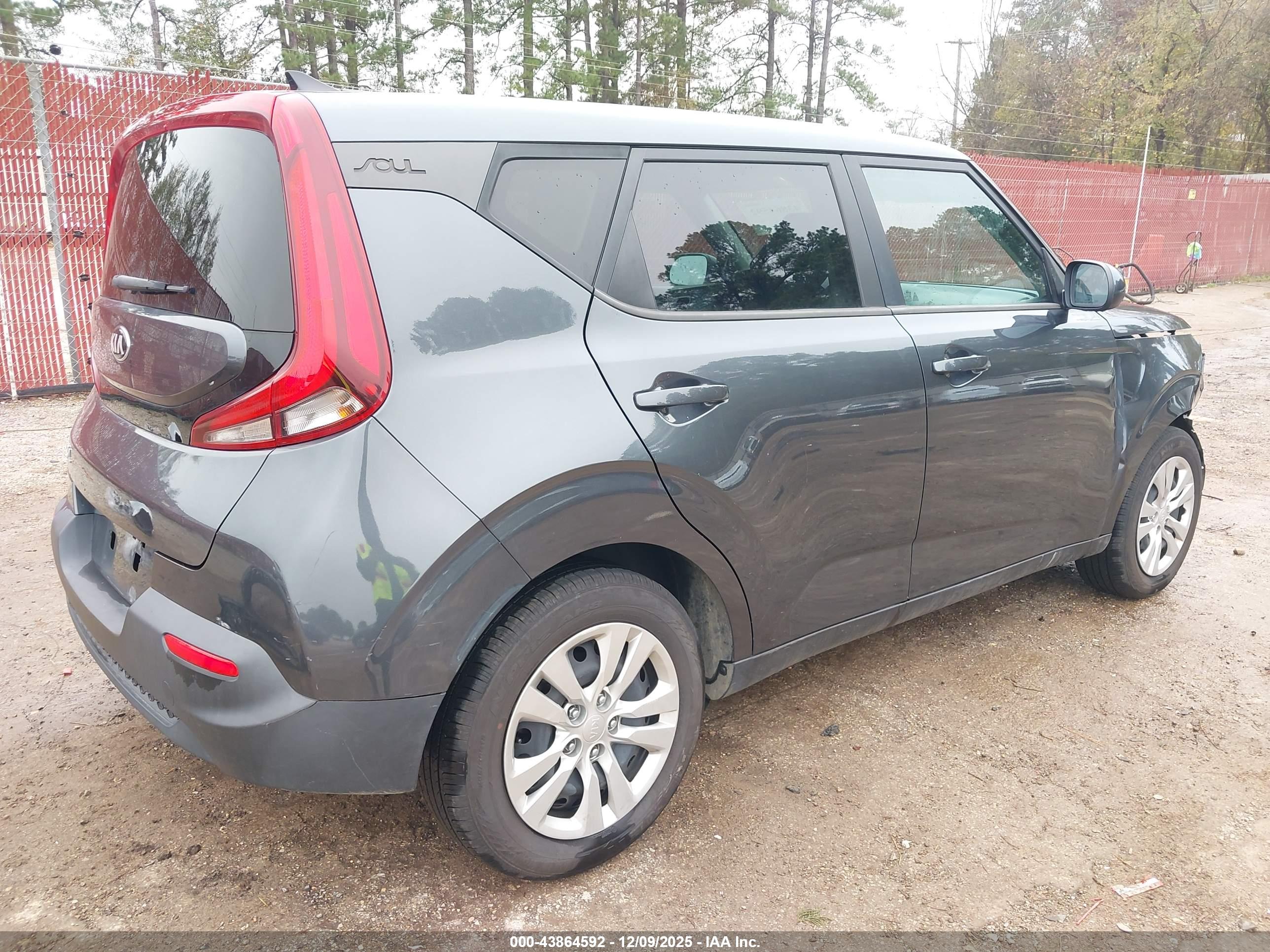 KIA SOUL image 4