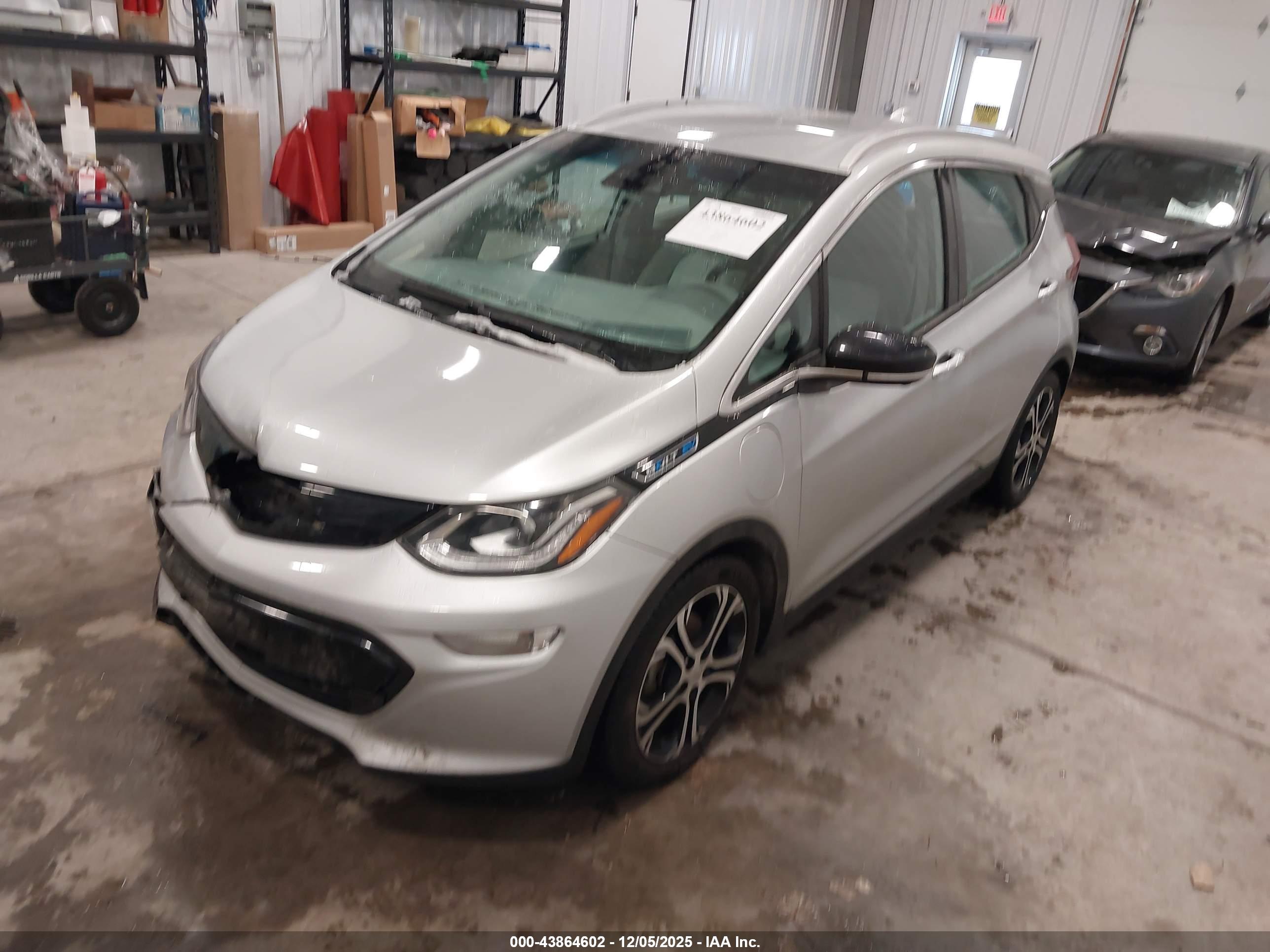 CHEVROLET BOLT image 2