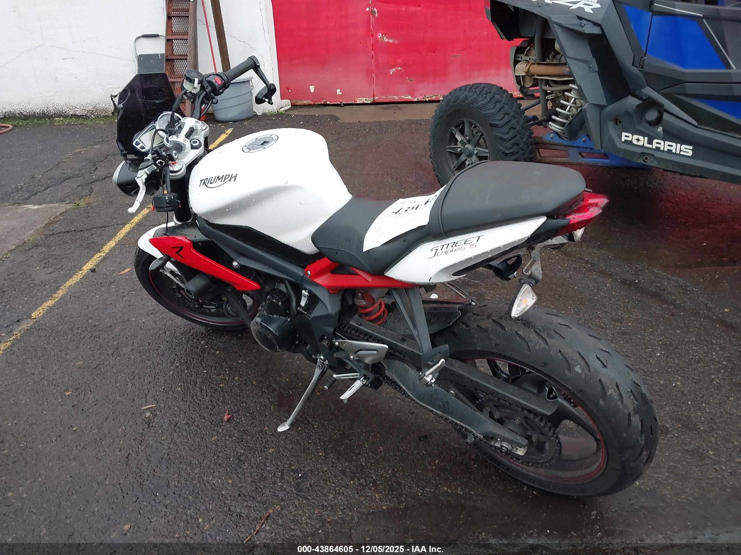 TRIUMPH MOTORCYCLE image 3