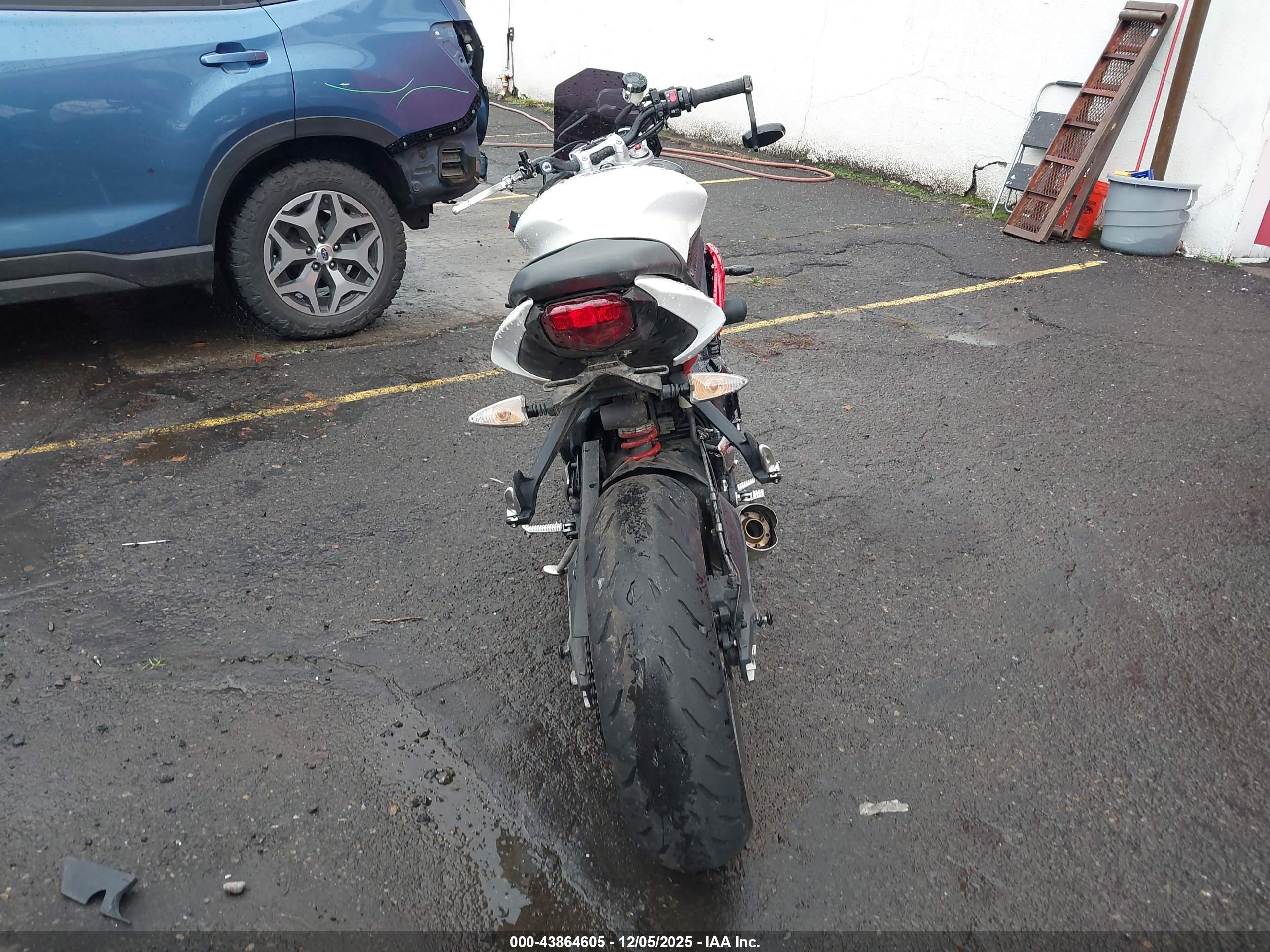 TRIUMPH MOTORCYCLE image 6