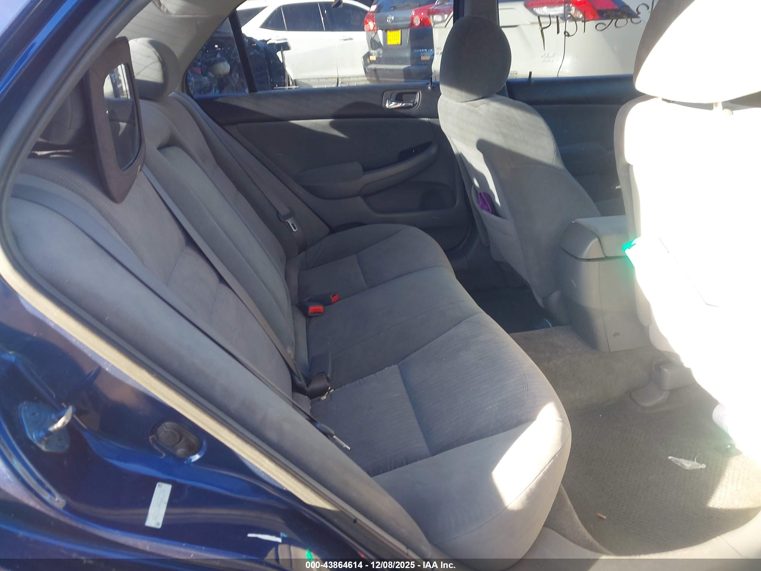 HONDA ACCORD image 8