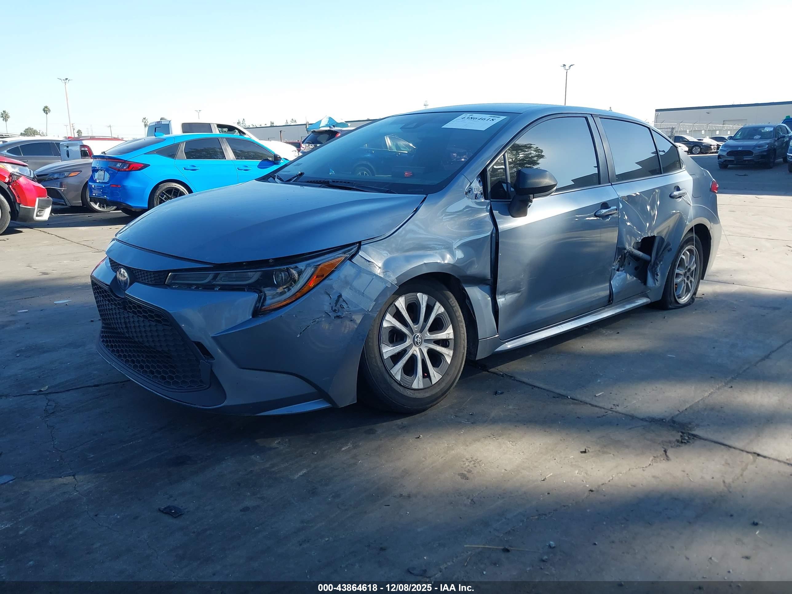 TOYOTA COROLLA image 6