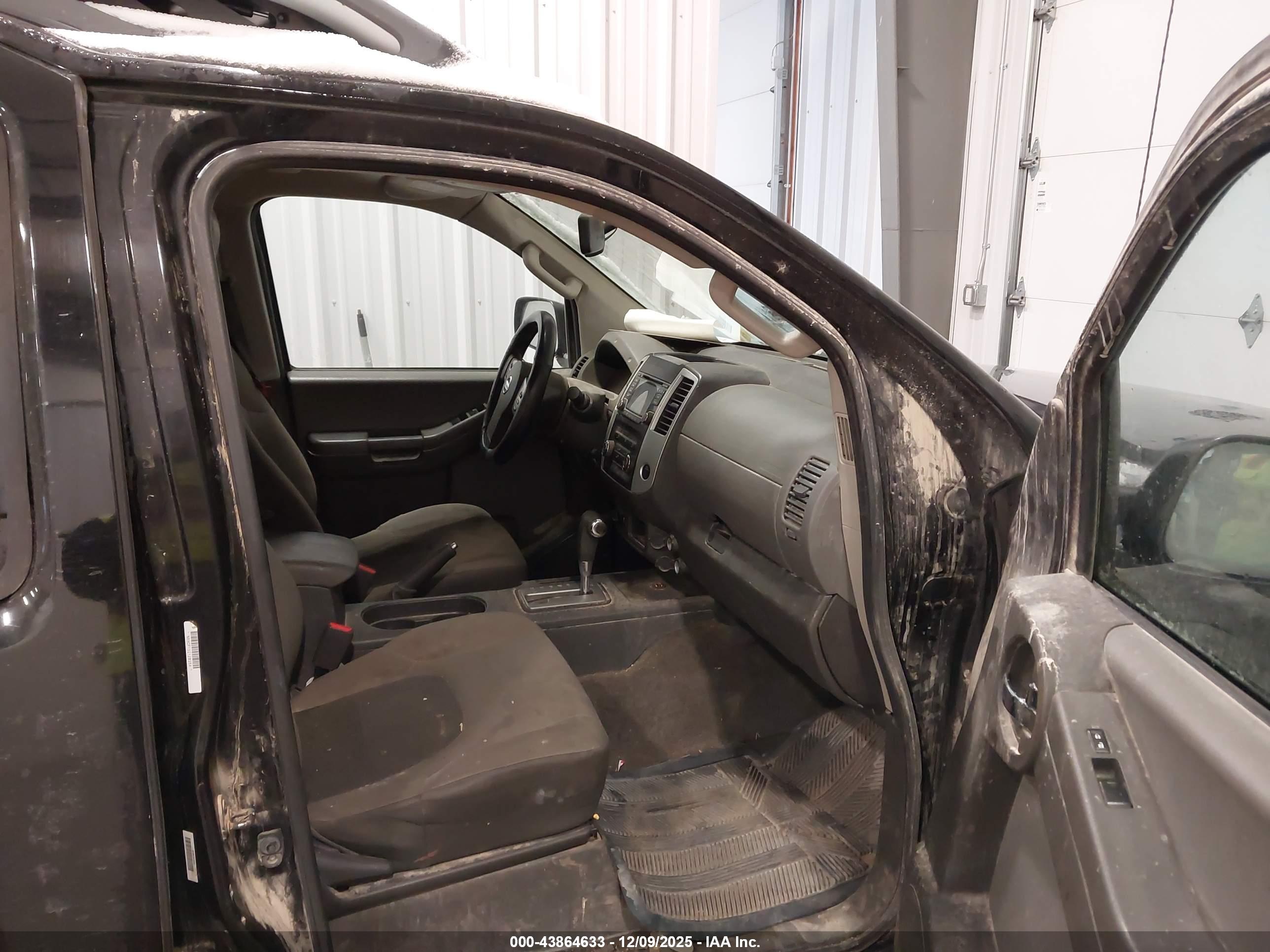 NISSAN XTERRA image 5