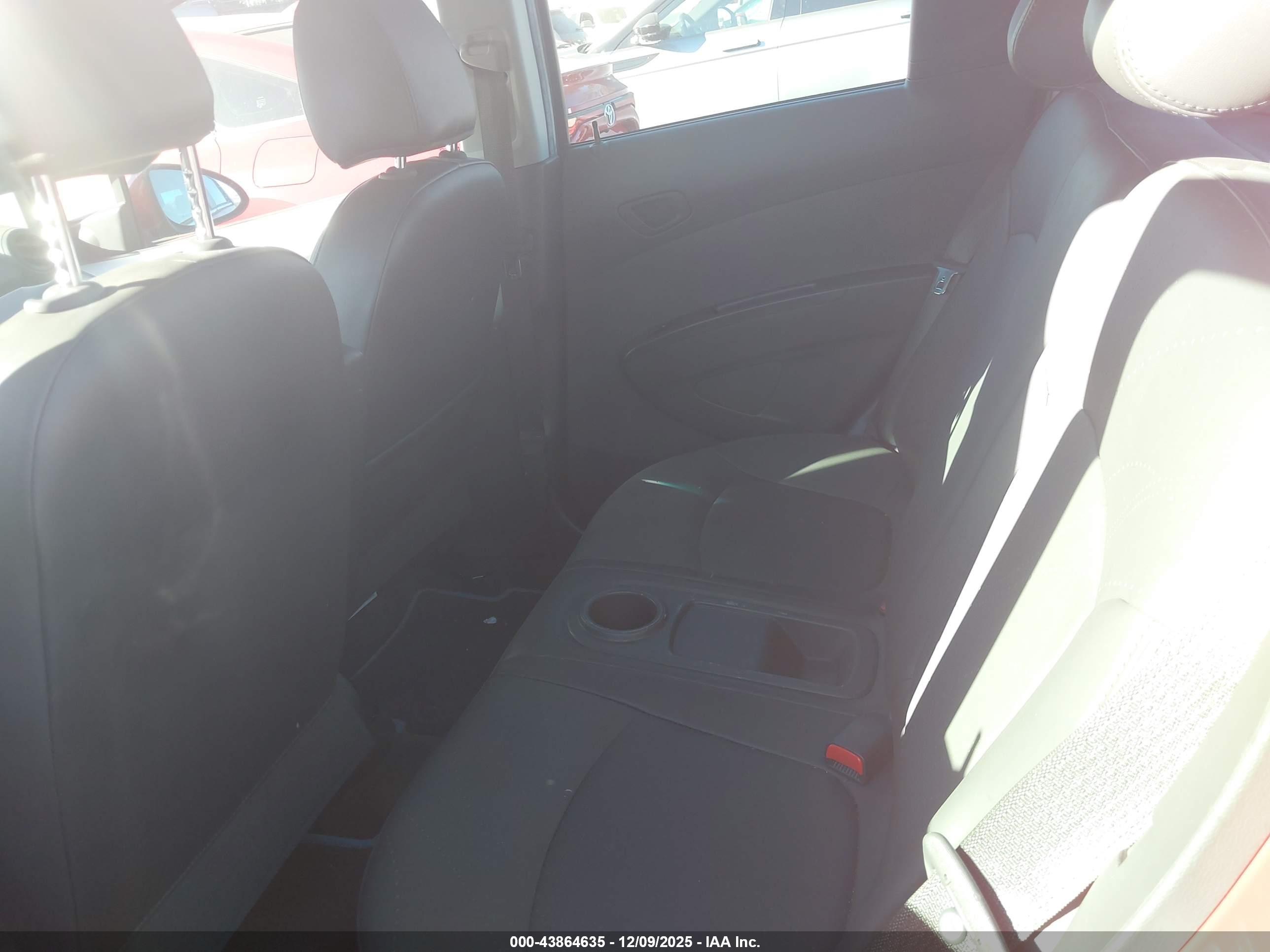 CHEVROLET SPARK image 8