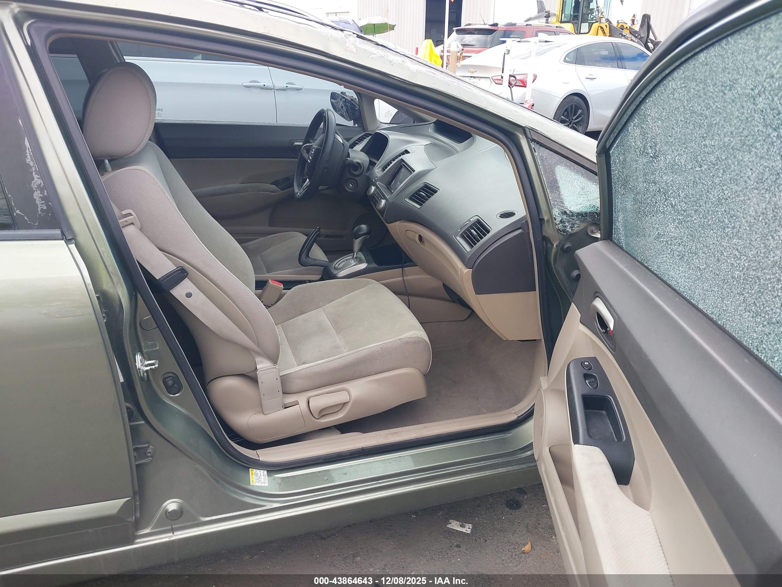HONDA CIVIC image 5