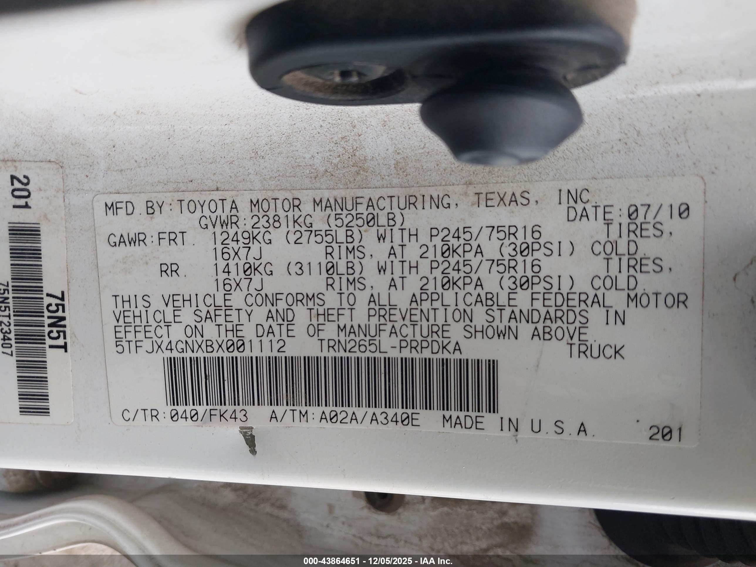 TOYOTA TACOMA image 9