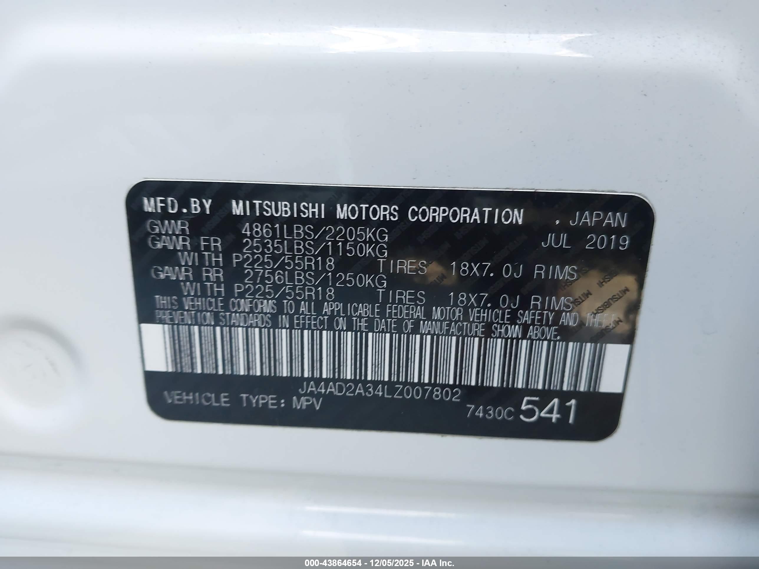 MITSUBISHI OUTLANDER image 9