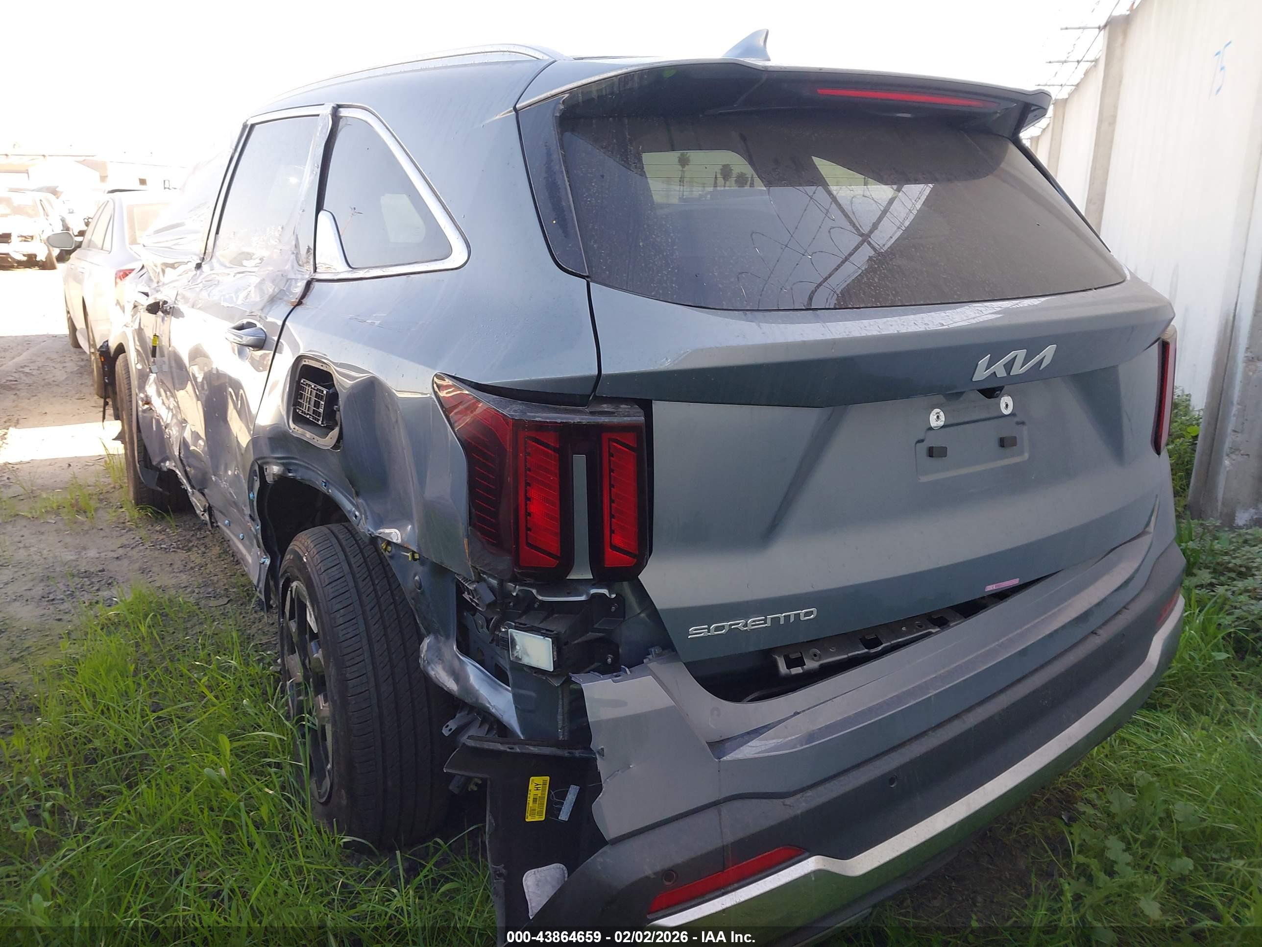 KIA SORENTO image 3