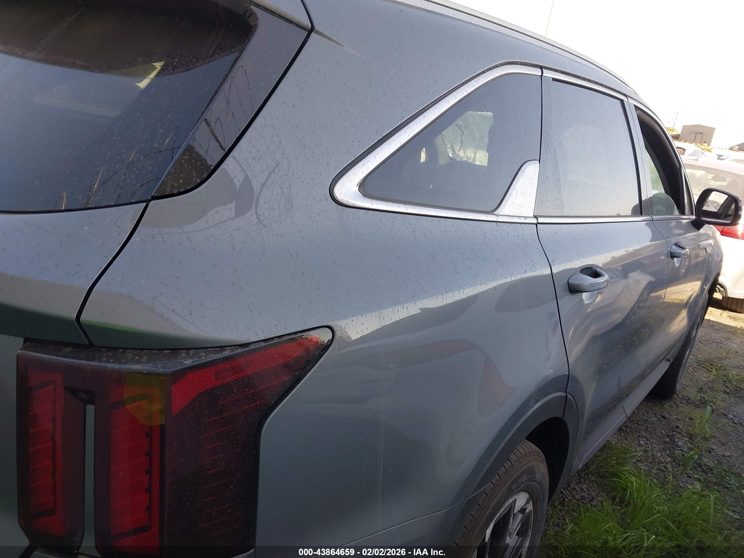 KIA SORENTO image 4