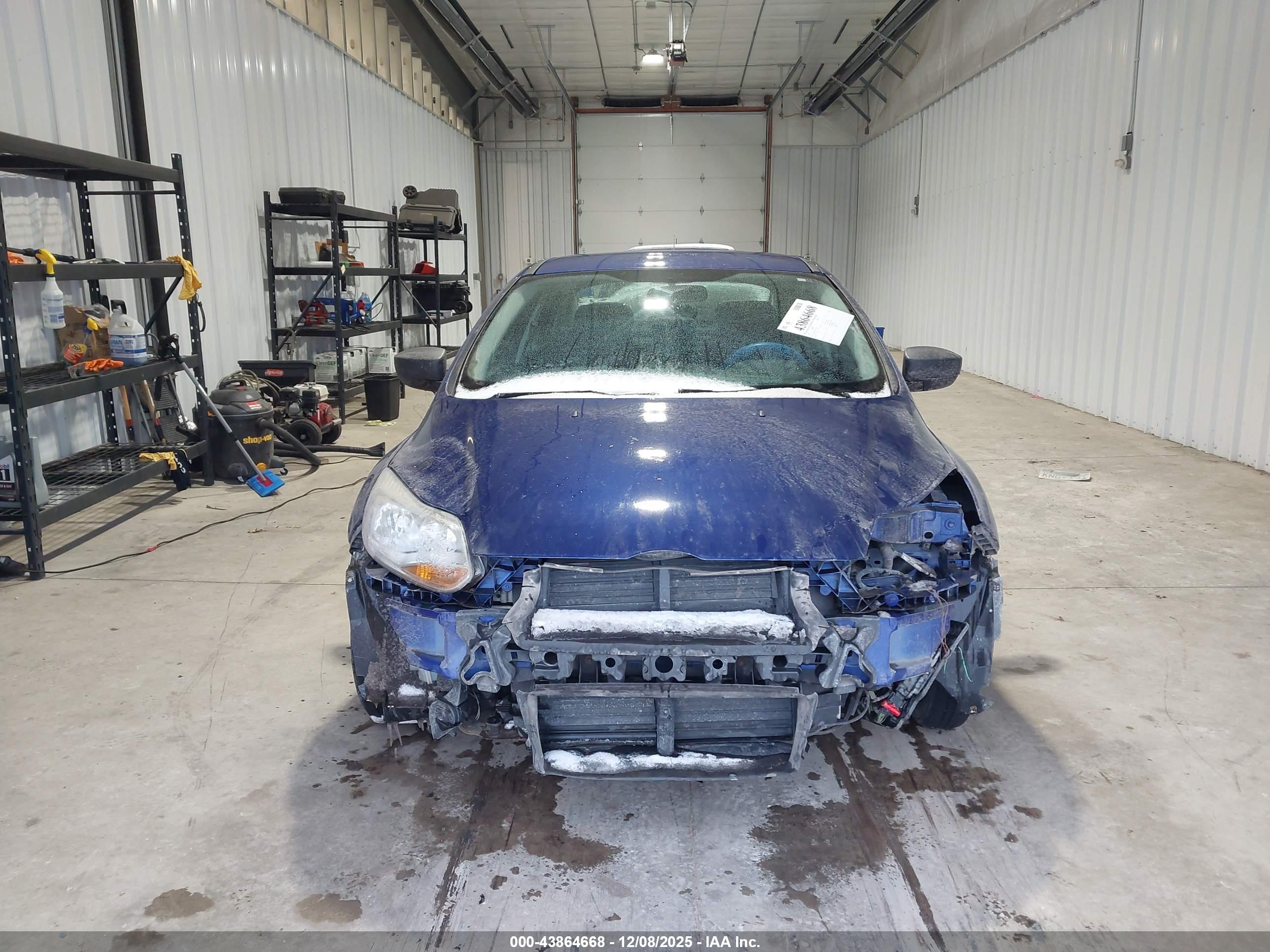 FORD FOCUS image 6
