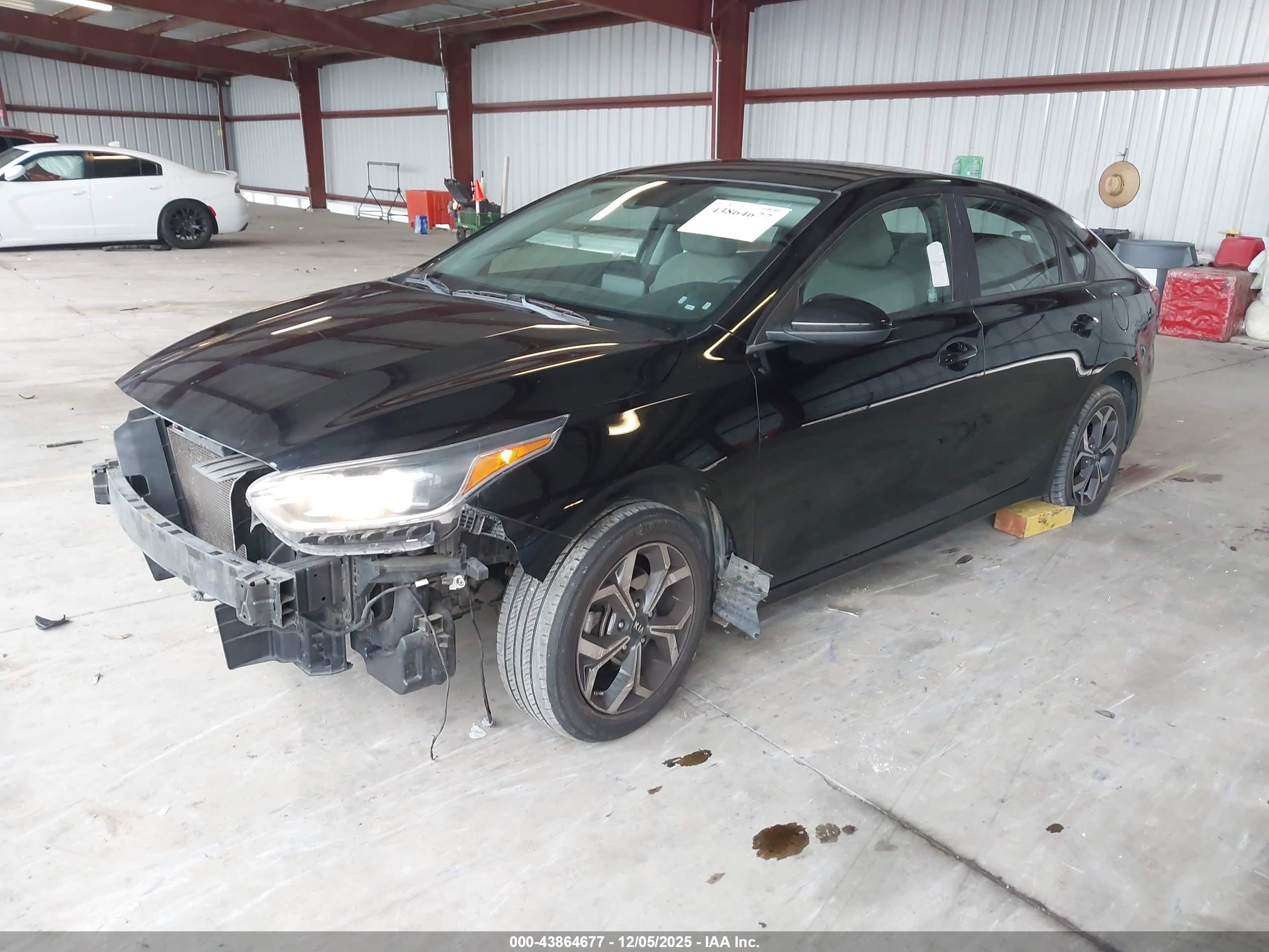 KIA FORTE image 2