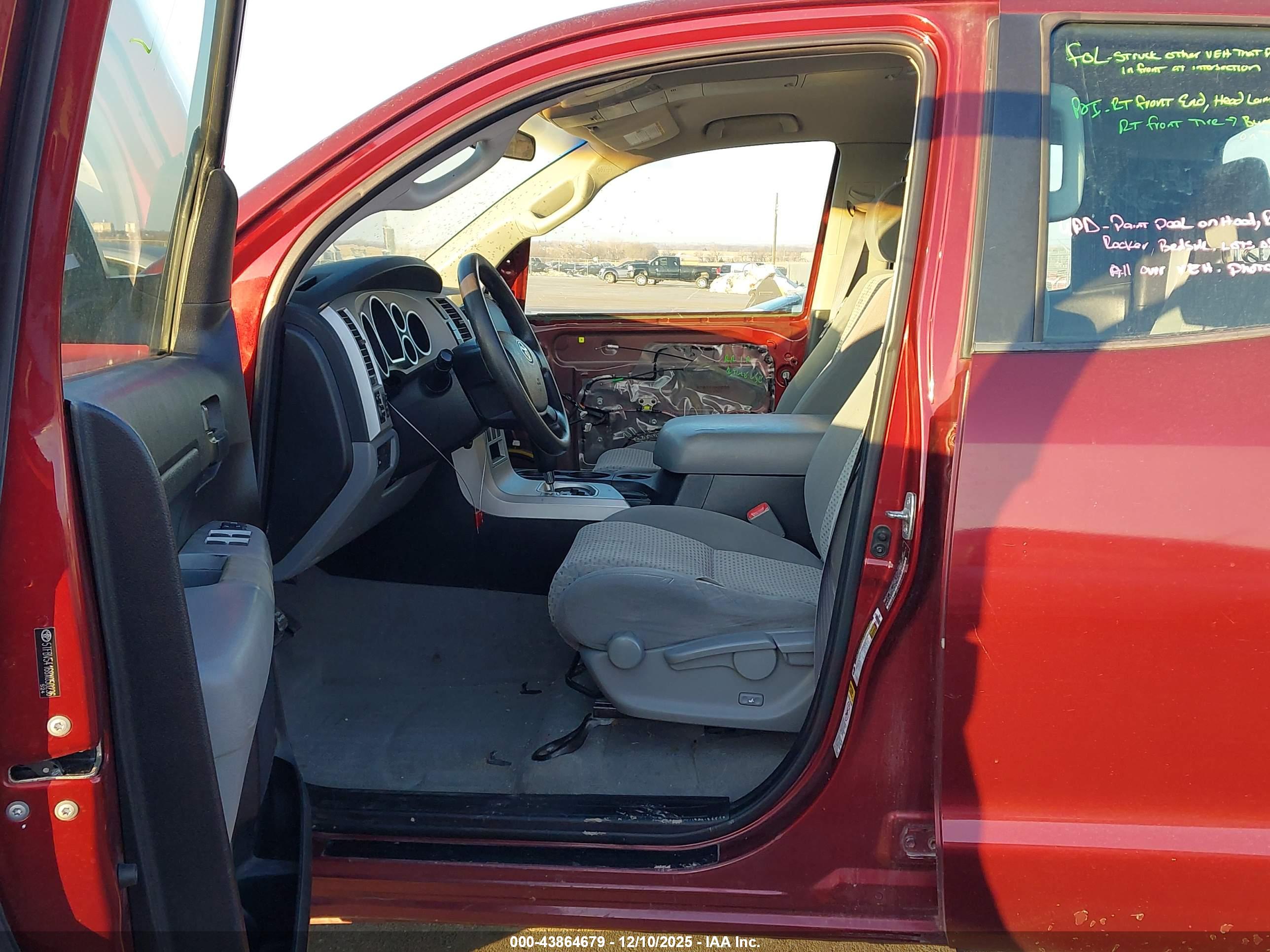 TOYOTA TUNDRA image 5