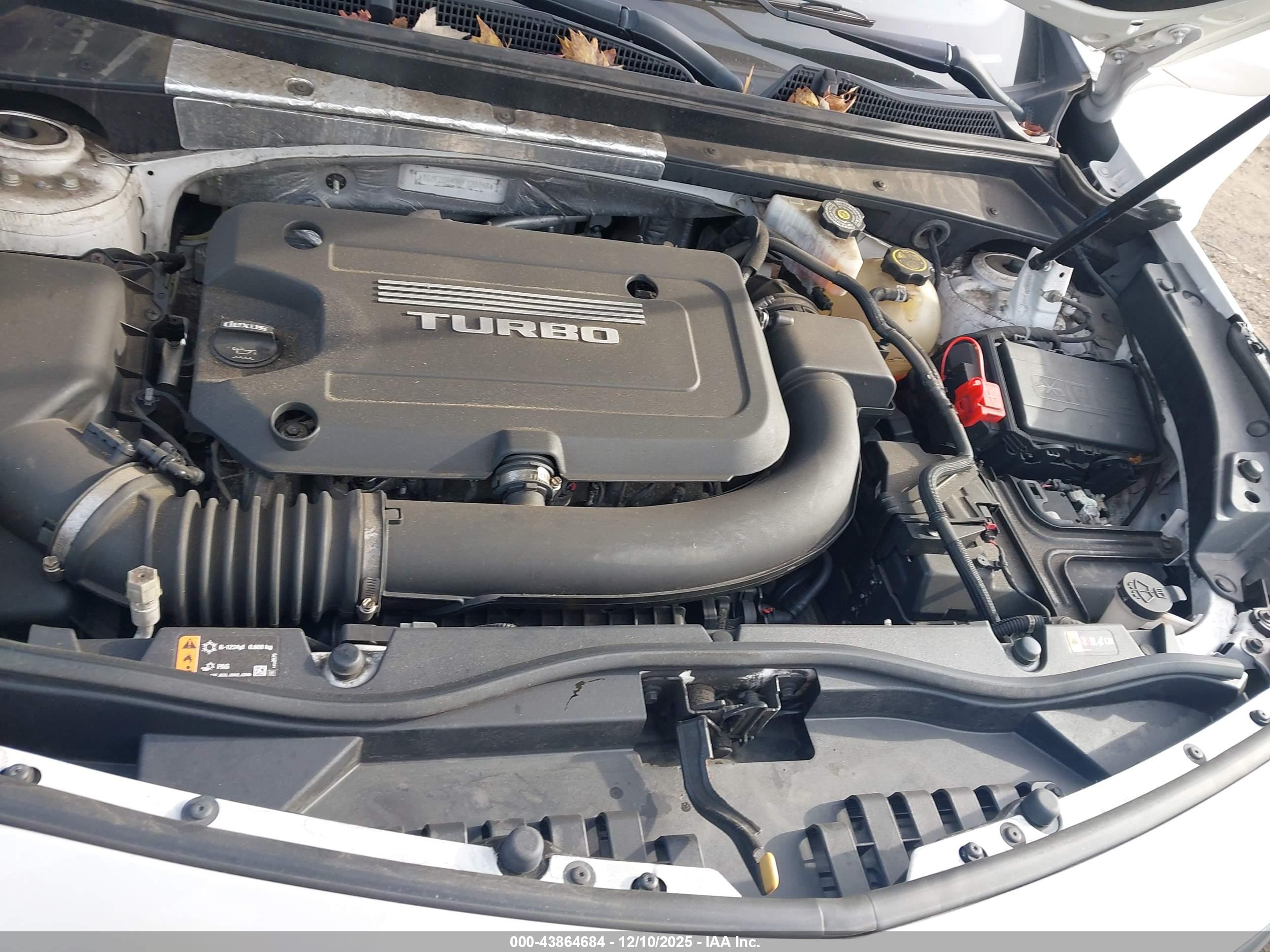 CADILLAC XT4 image 10