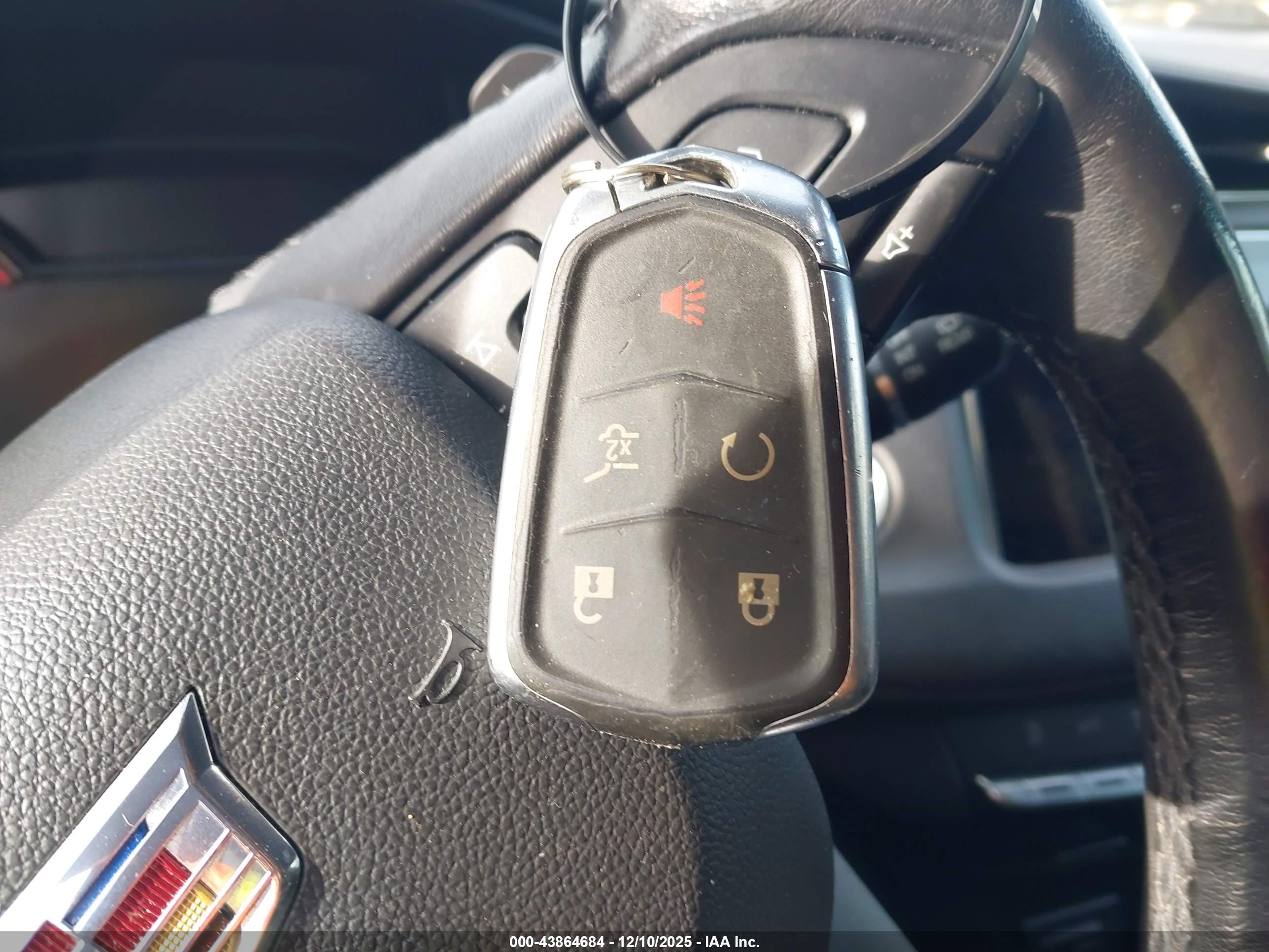CADILLAC XT4 image 11