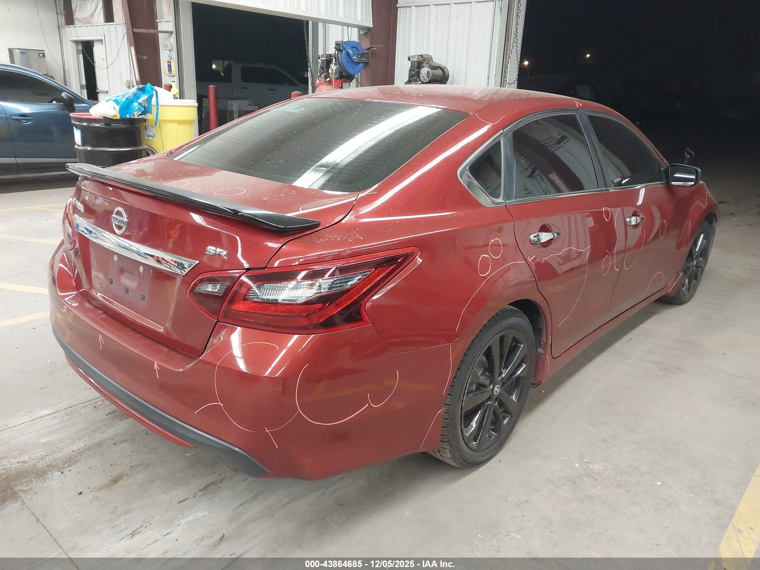 NISSAN ALTIMA image 4