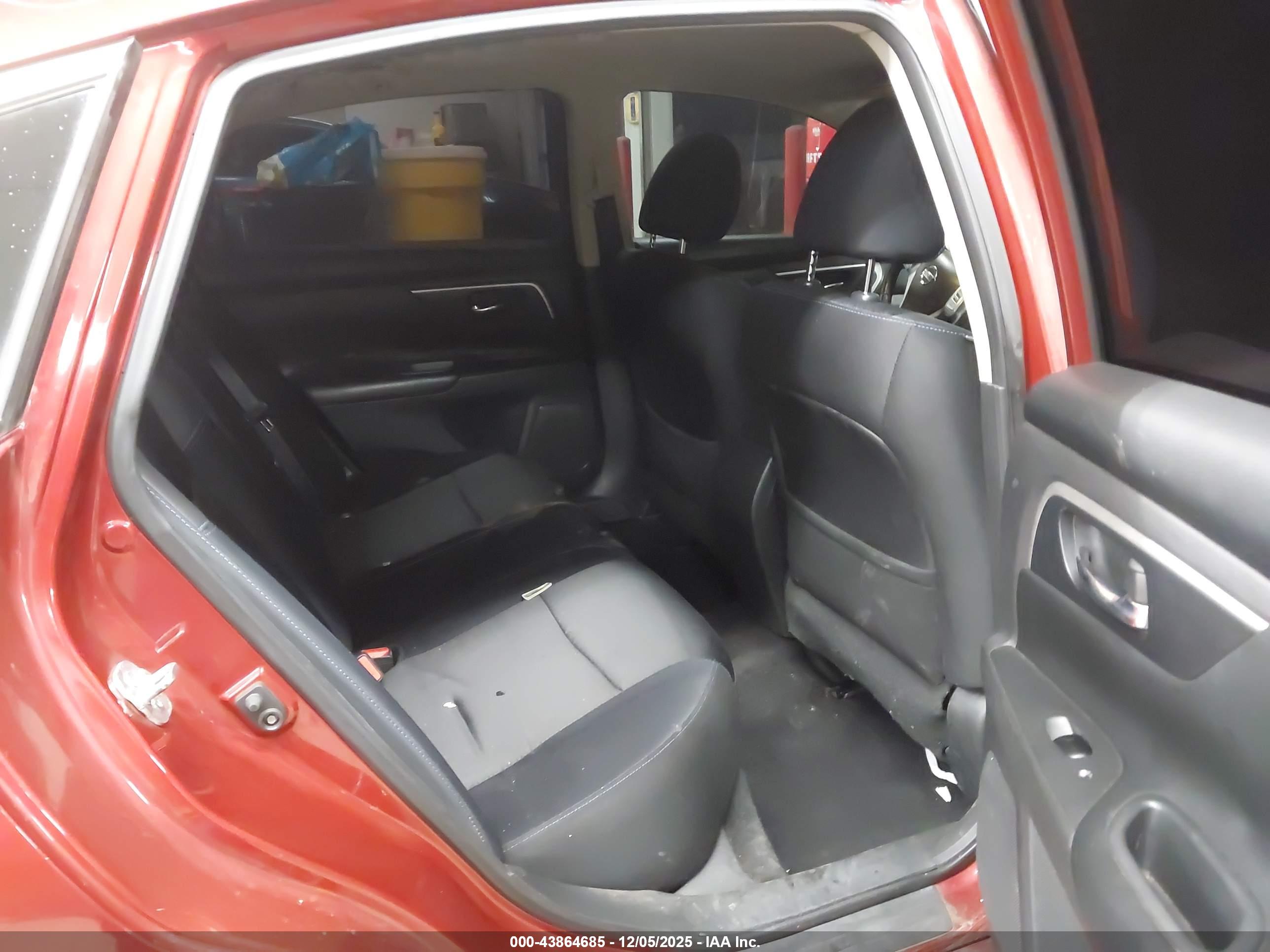 NISSAN ALTIMA image 8