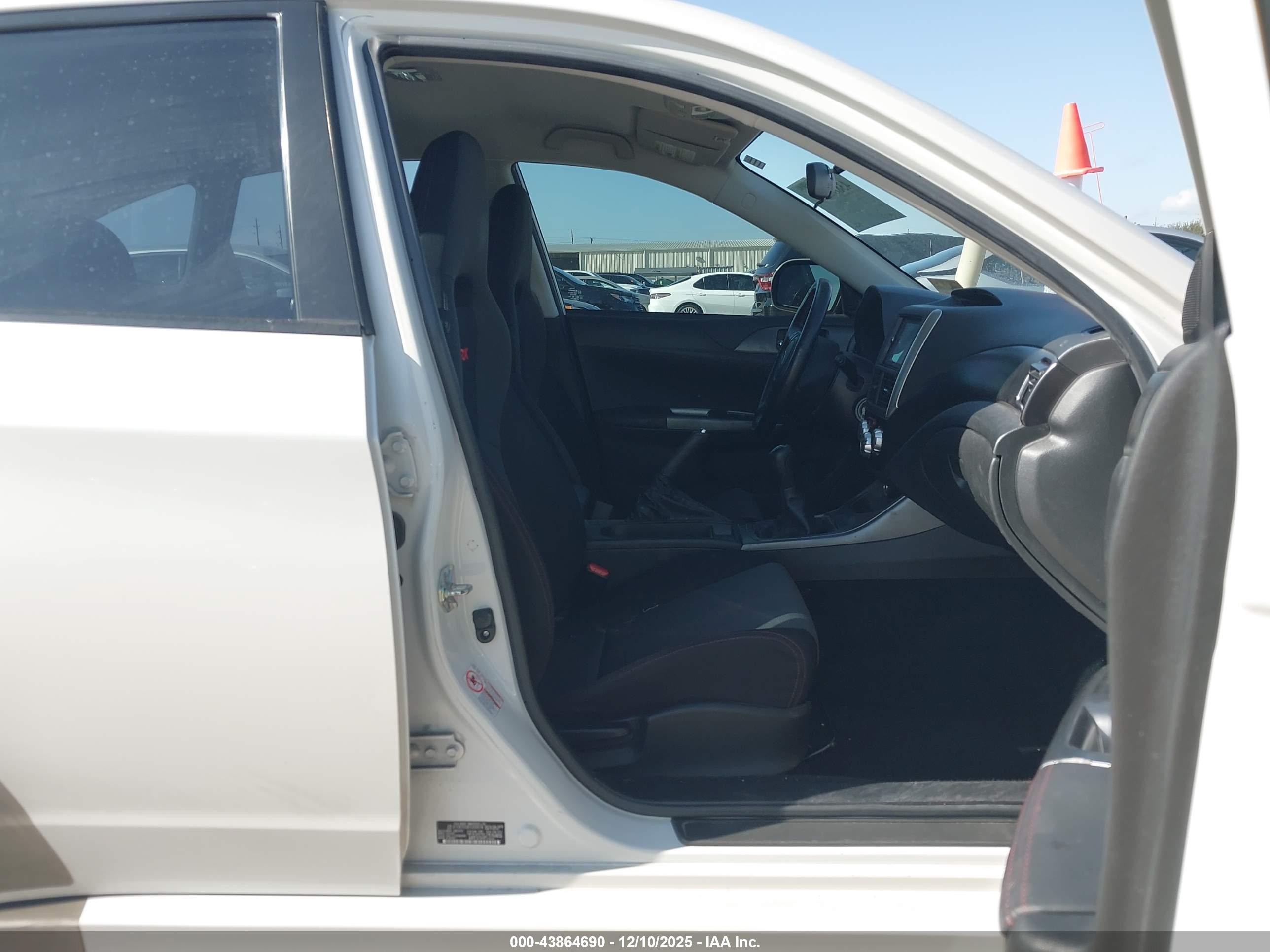 SUBARU IMPREZA image 5
