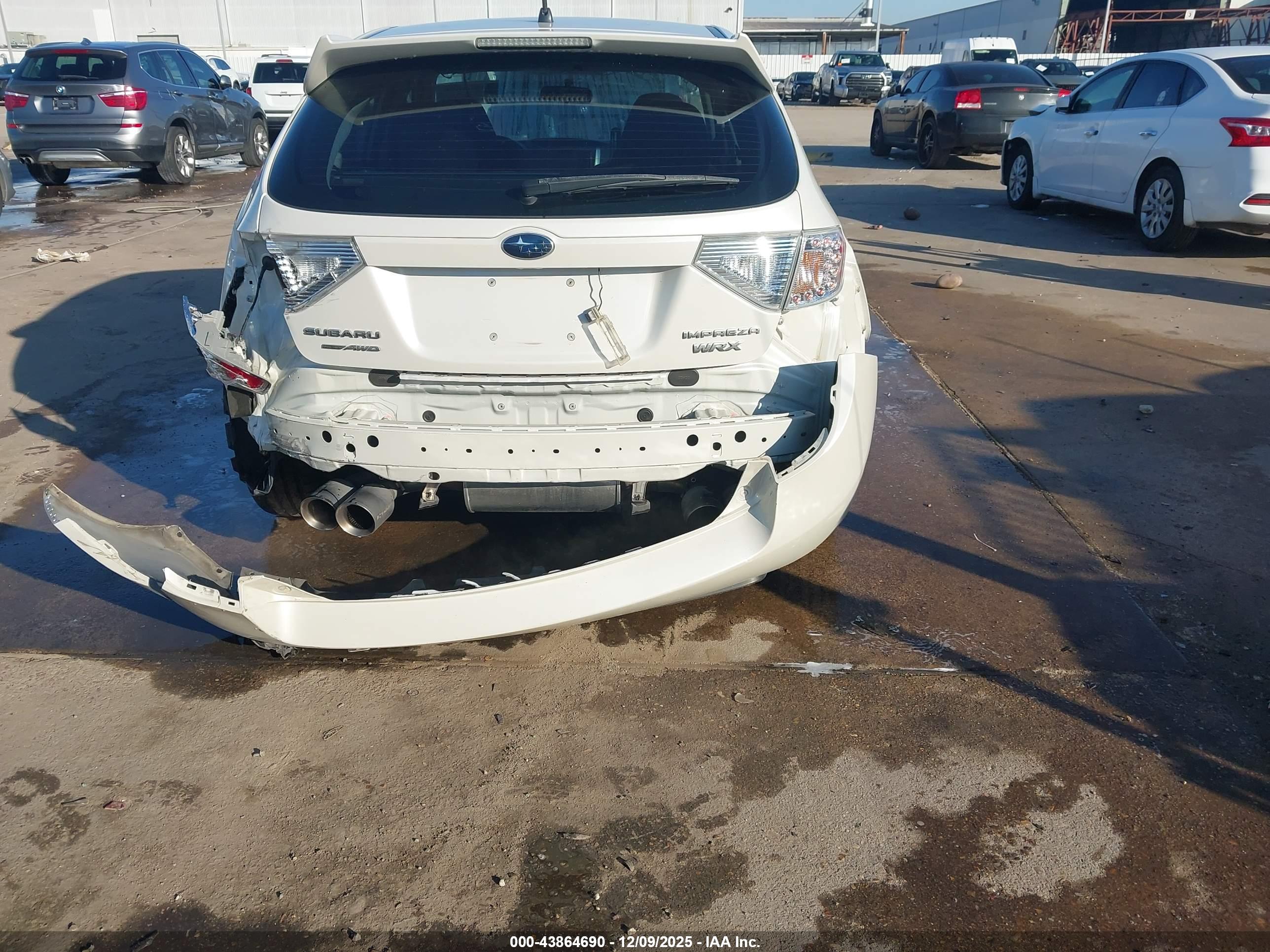 SUBARU IMPREZA image 6