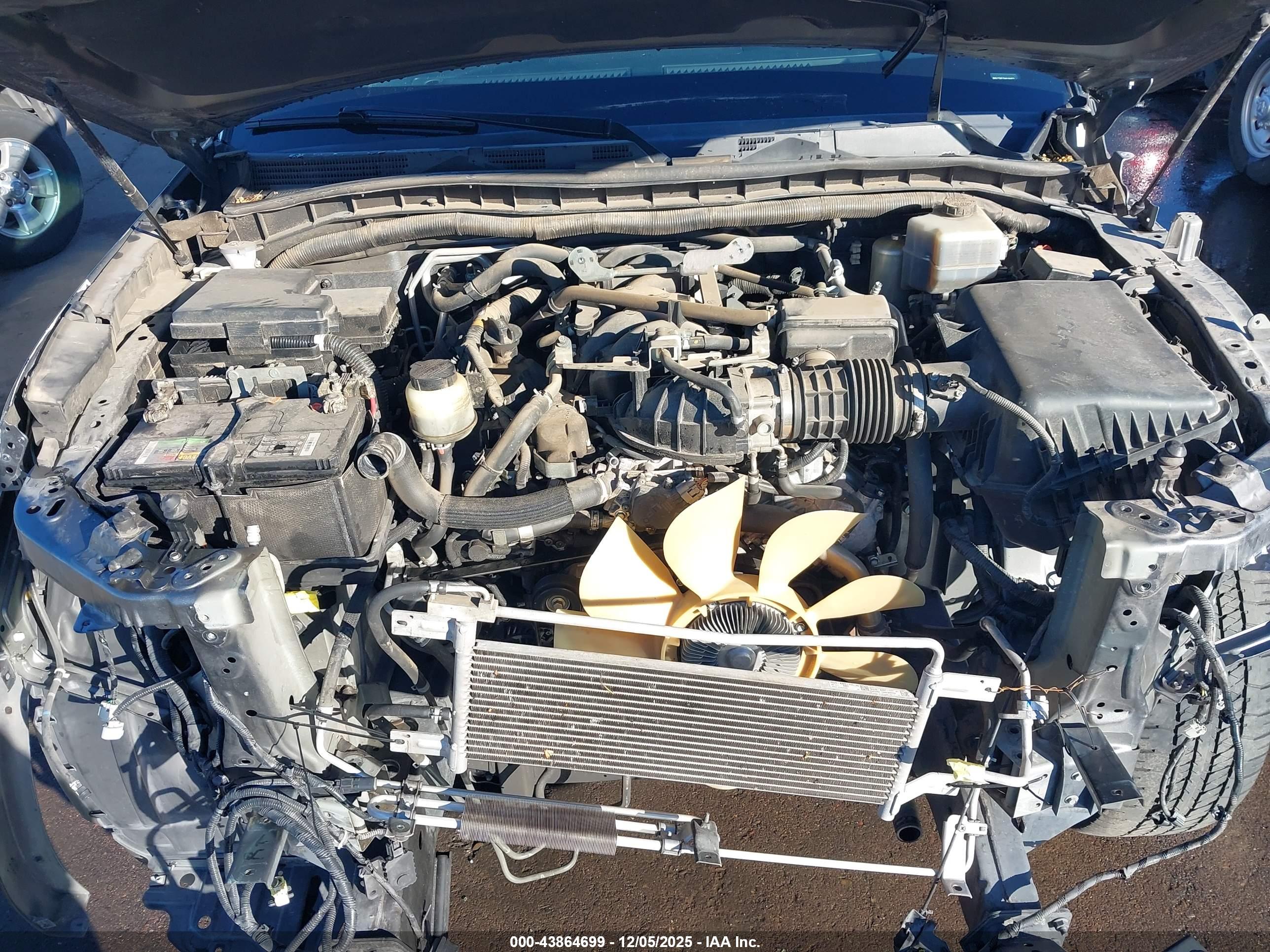 INFINITI QX80 image 10