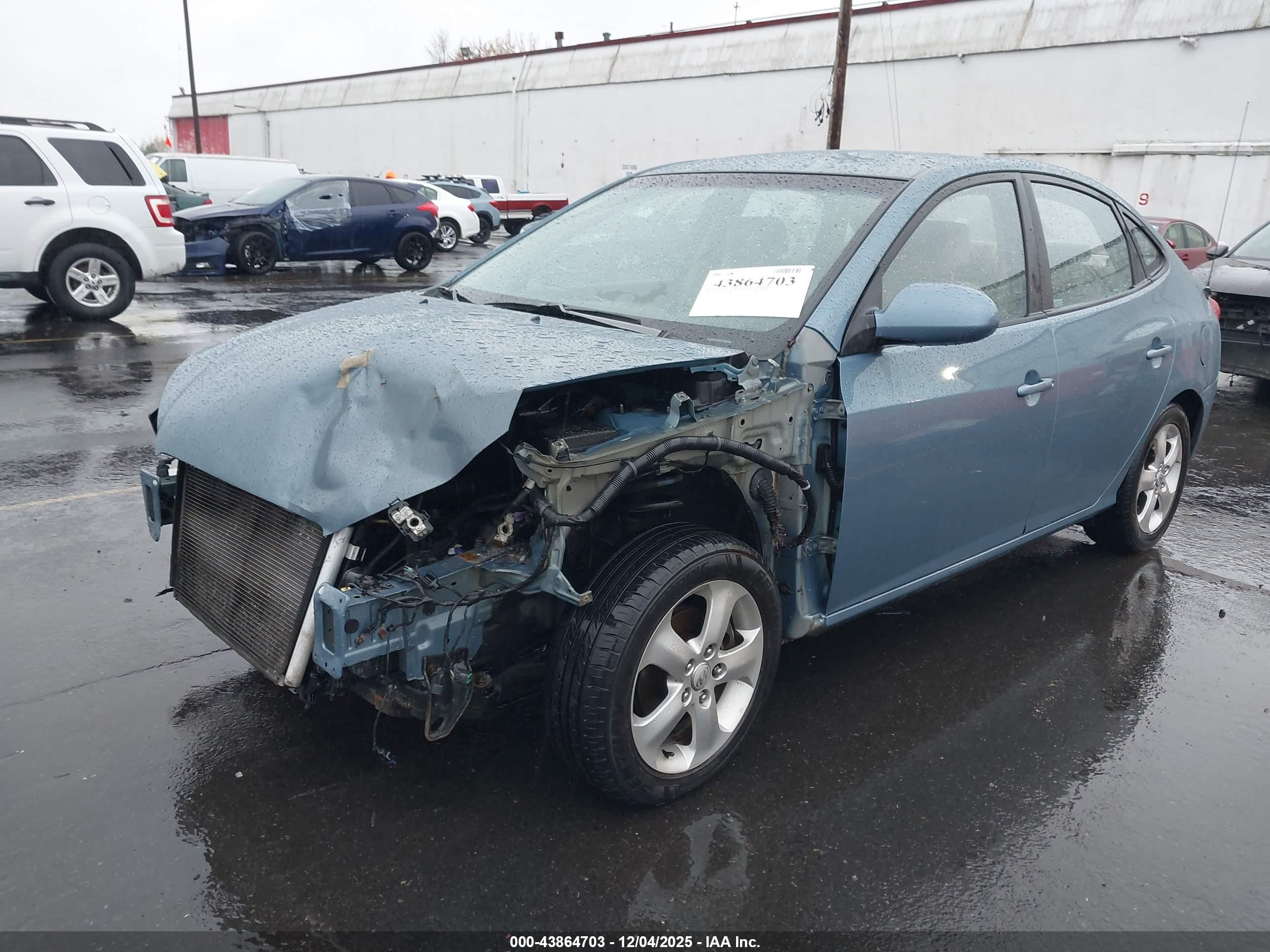 HYUNDAI ELANTRA image 2