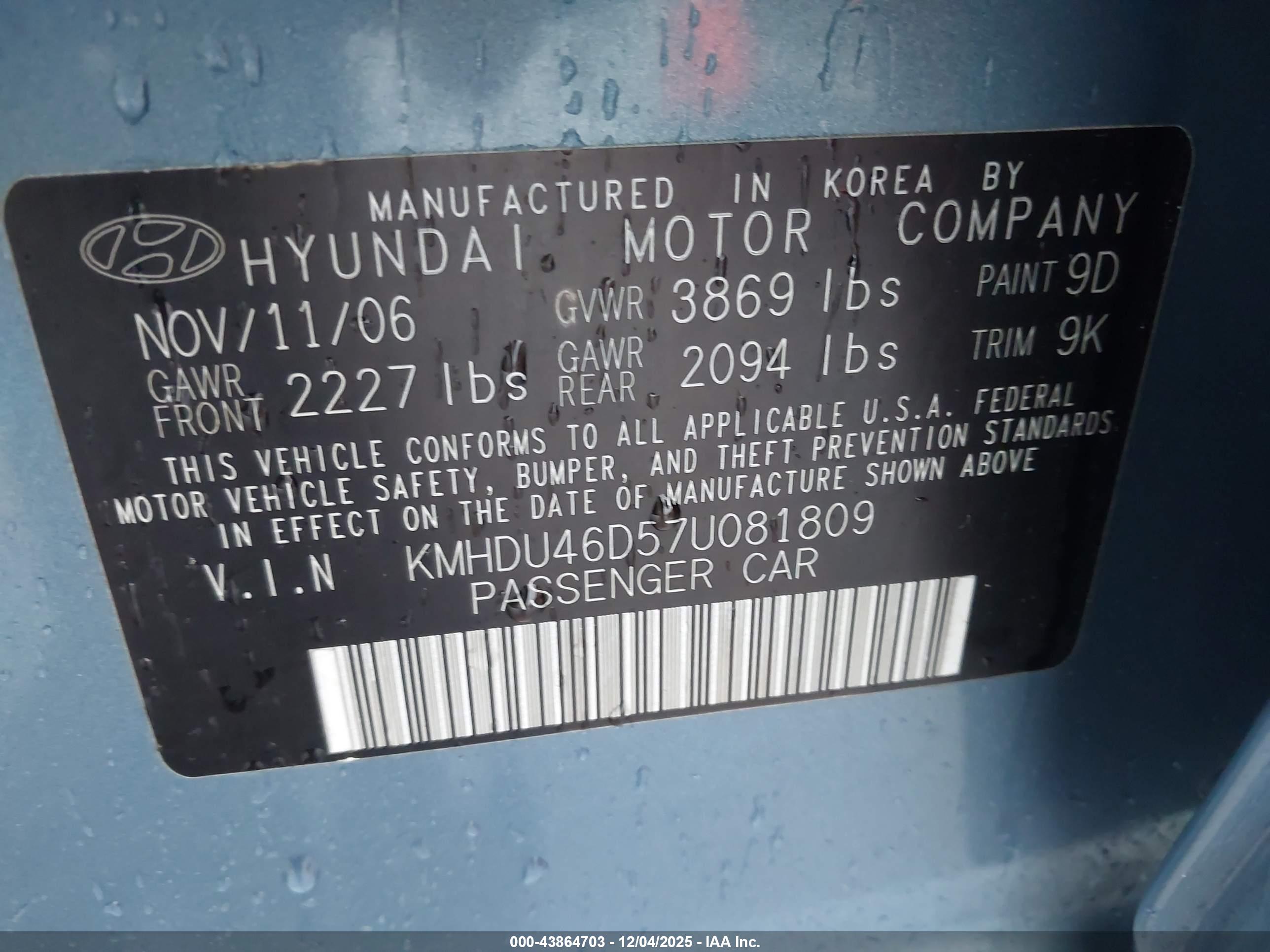 HYUNDAI ELANTRA image 9