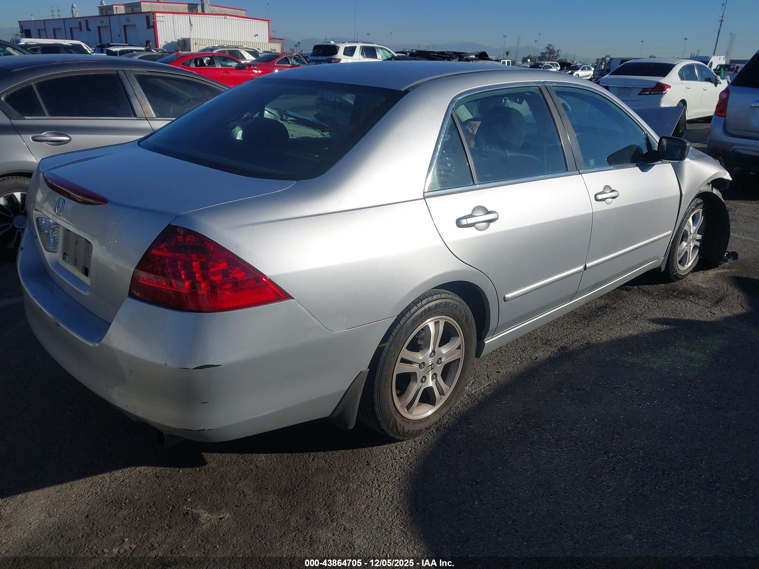 HONDA ACCORD image 4