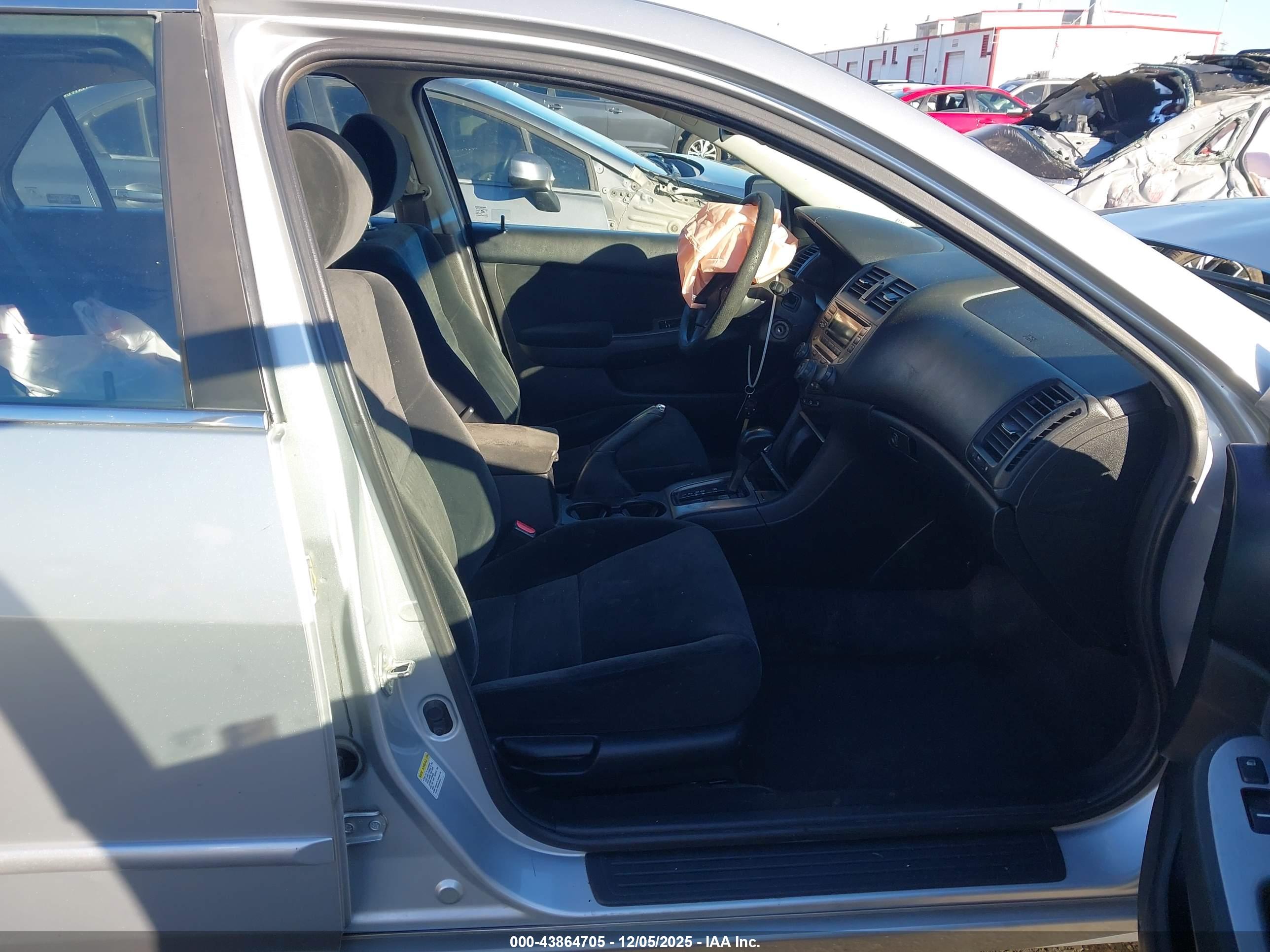 HONDA ACCORD image 5