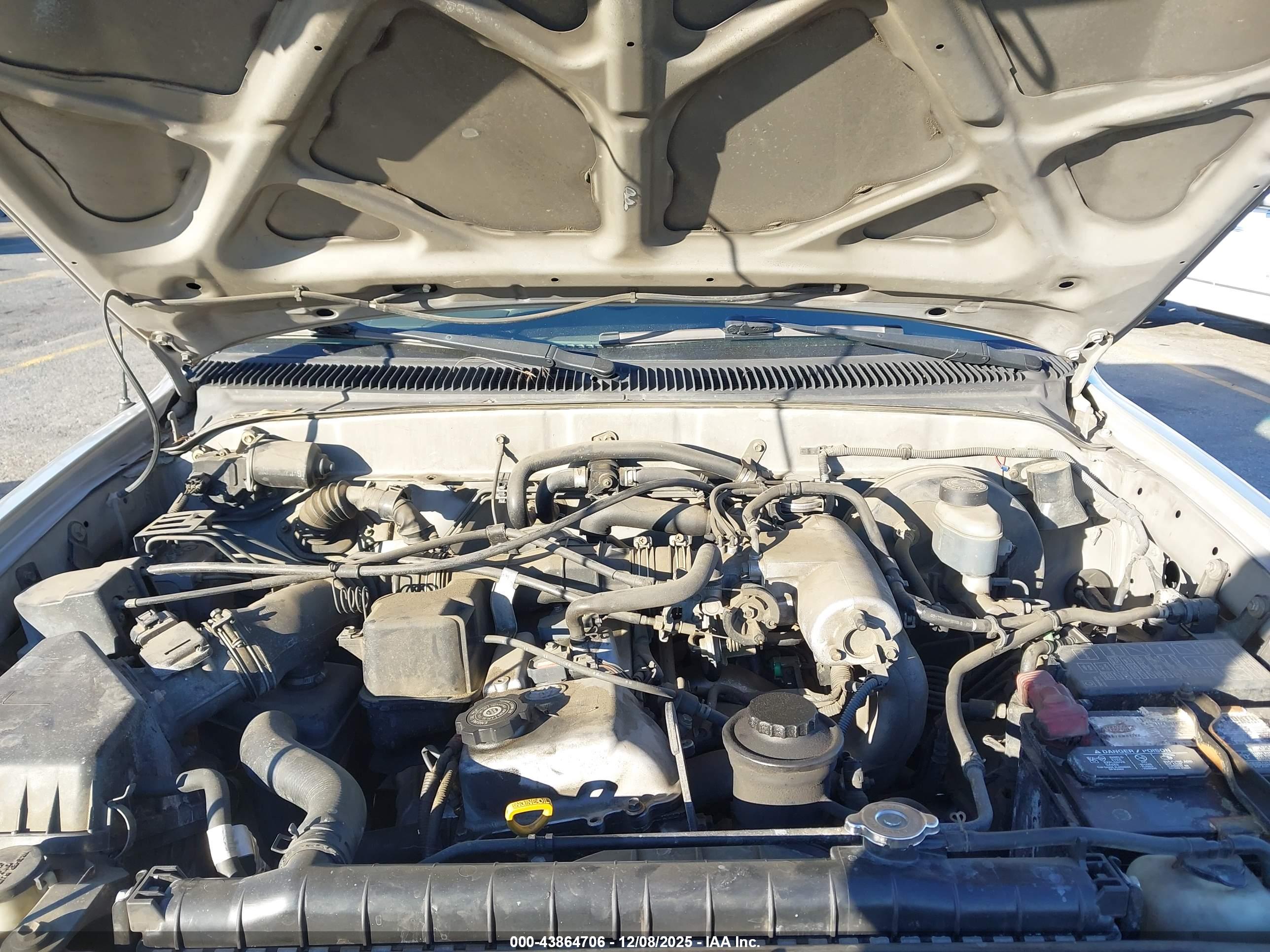 TOYOTA TACOMA image 10