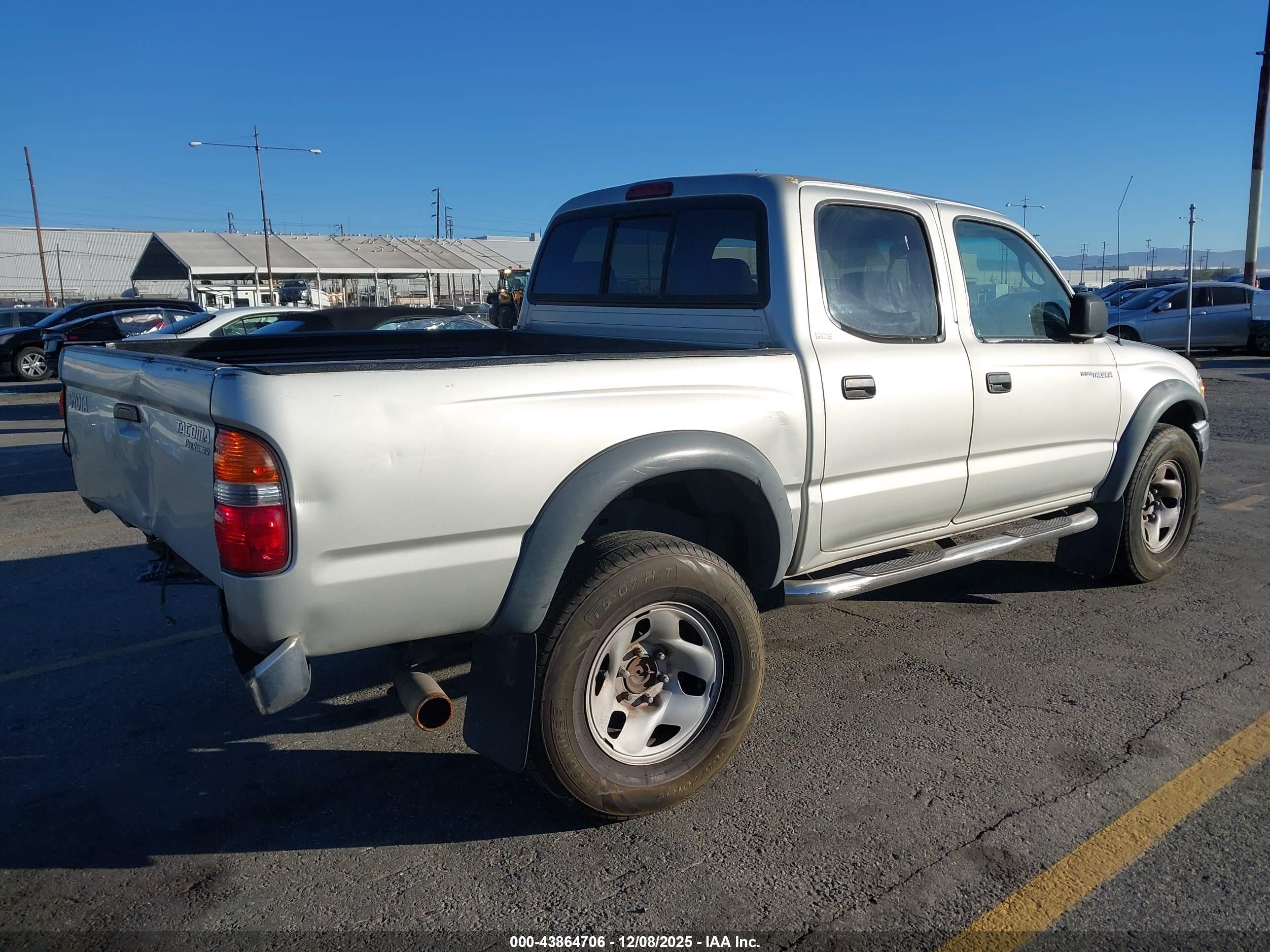 TOYOTA TACOMA image 4