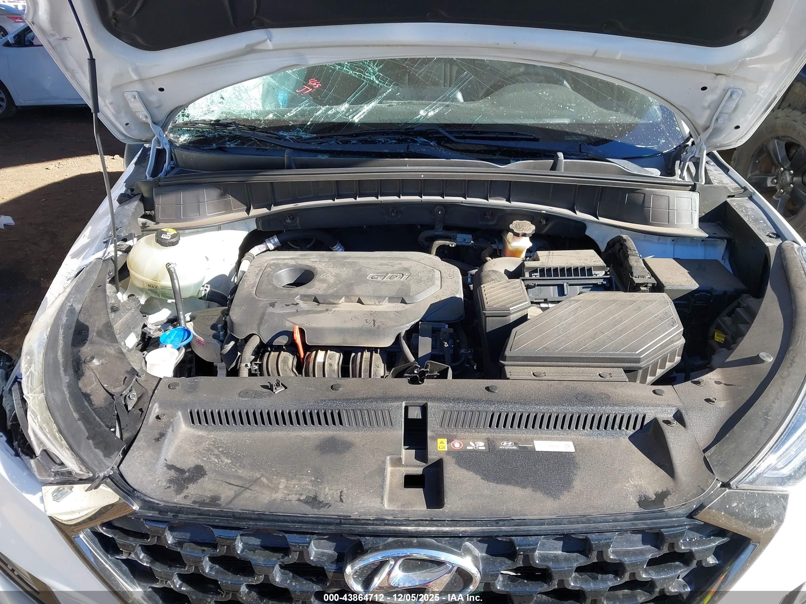 HYUNDAI TUCSON image 10