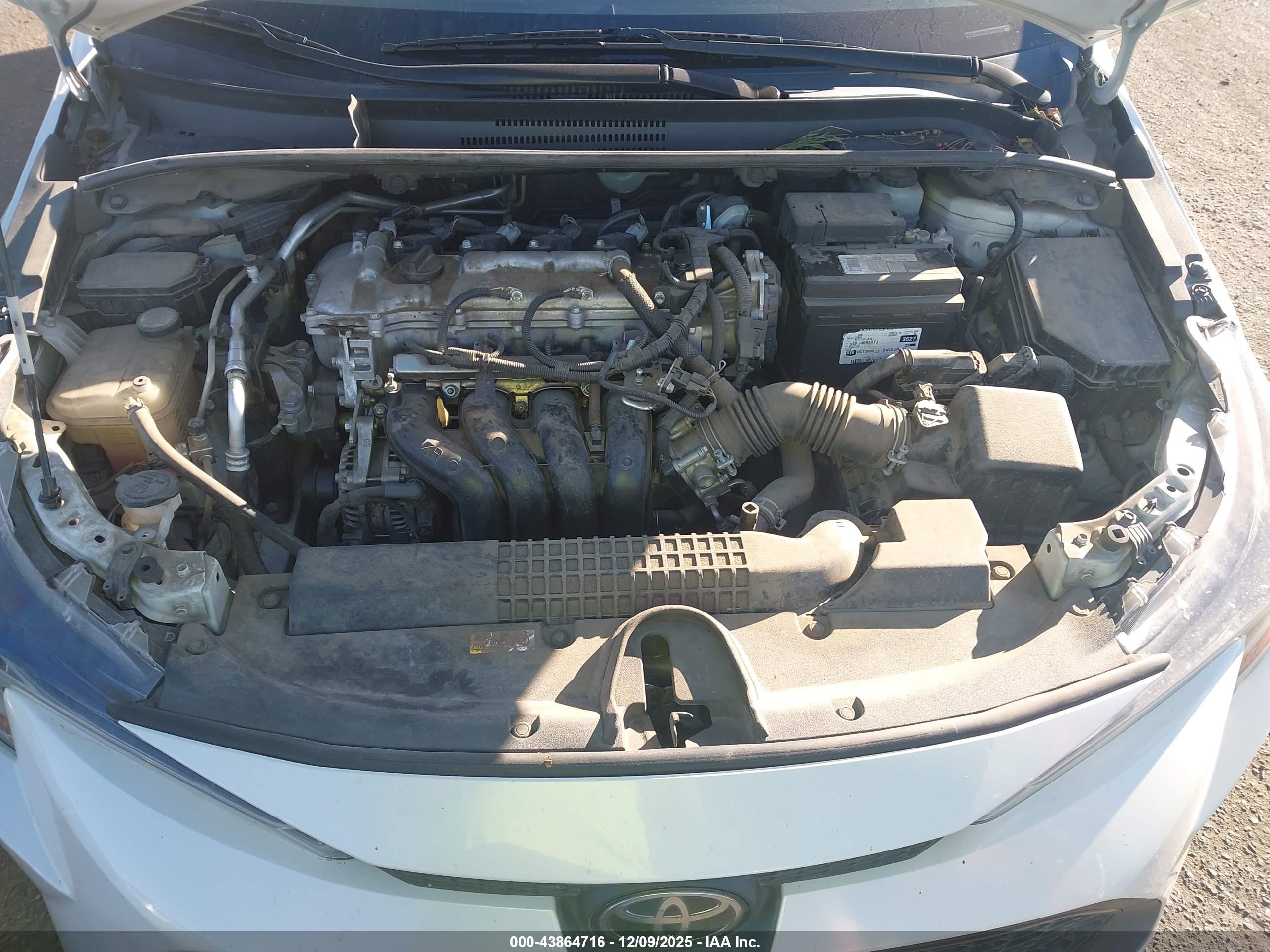 TOYOTA COROLLA image 10