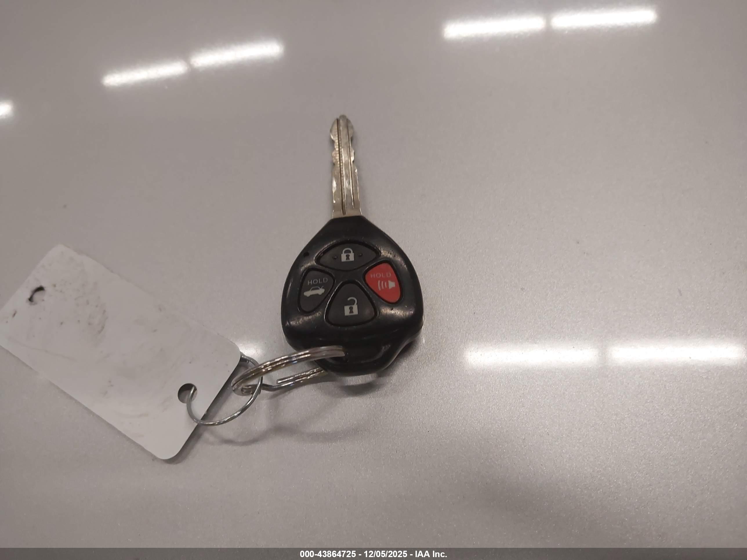 TOYOTA COROLLA image 11