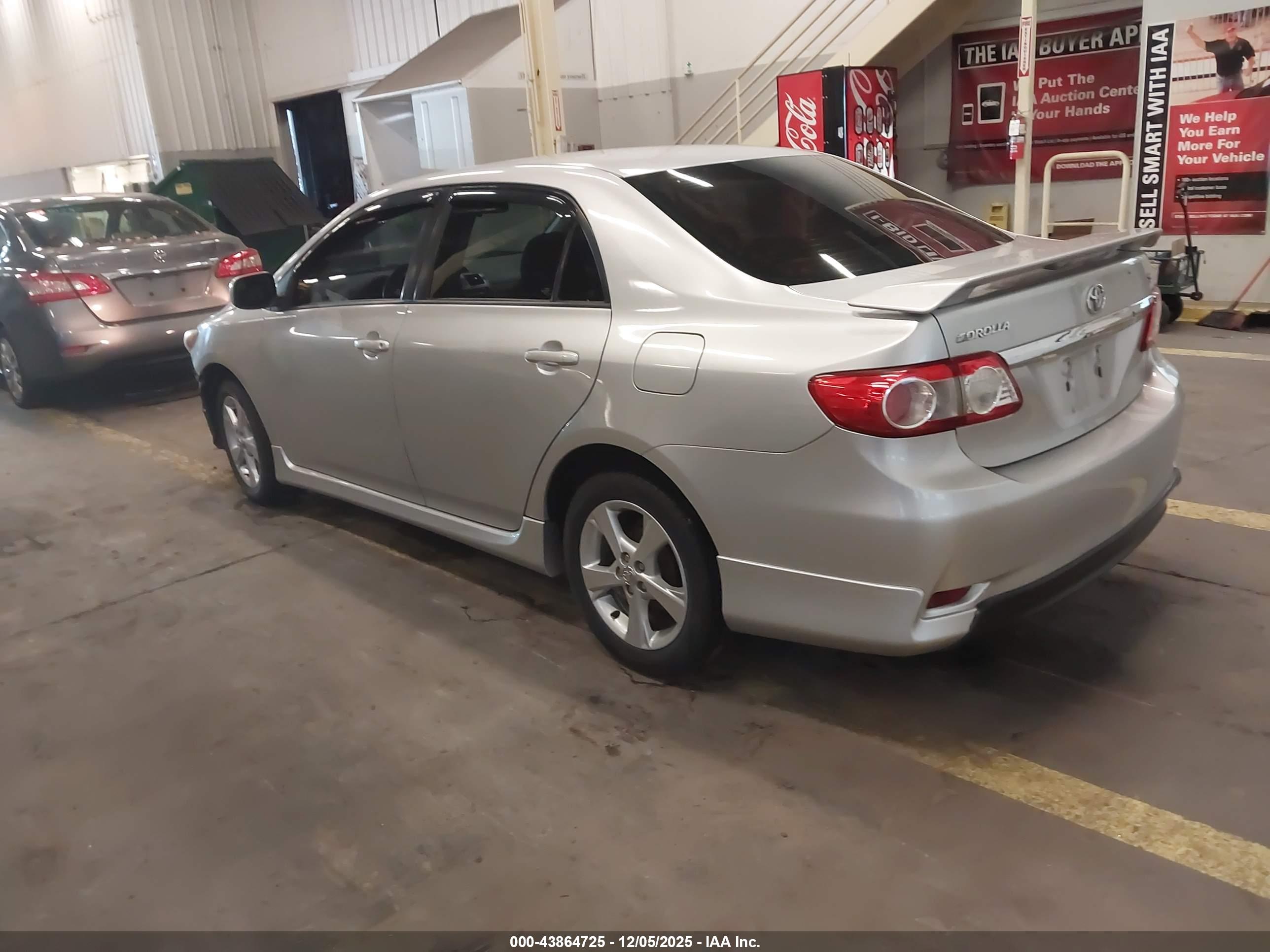TOYOTA COROLLA image 3