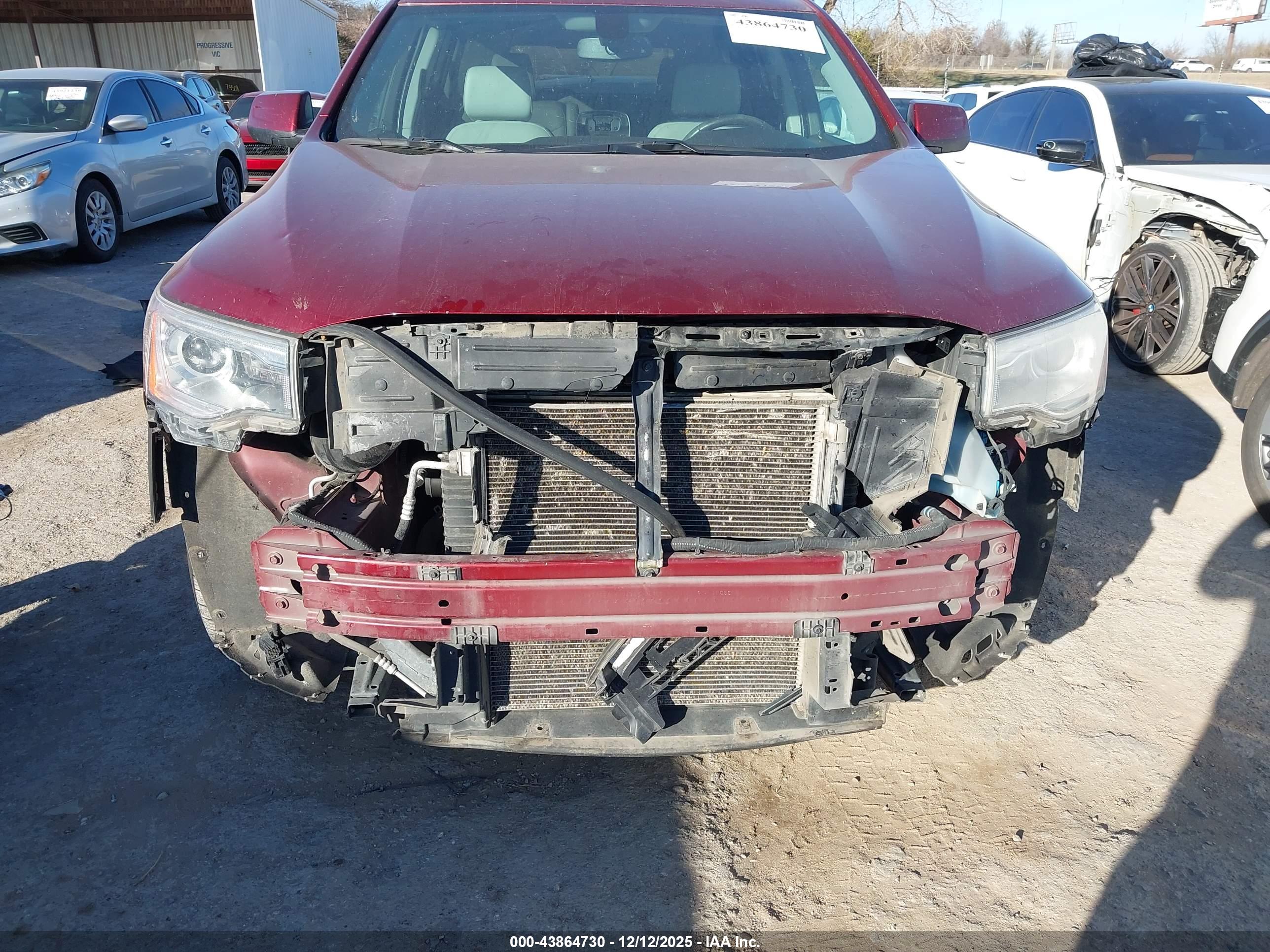 GMC ACADIA image 6