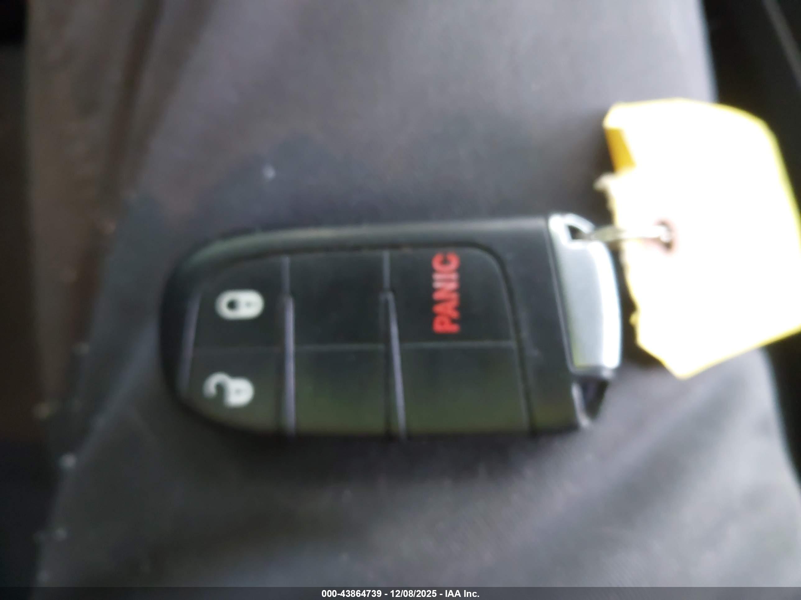 JEEP GRAND image 11