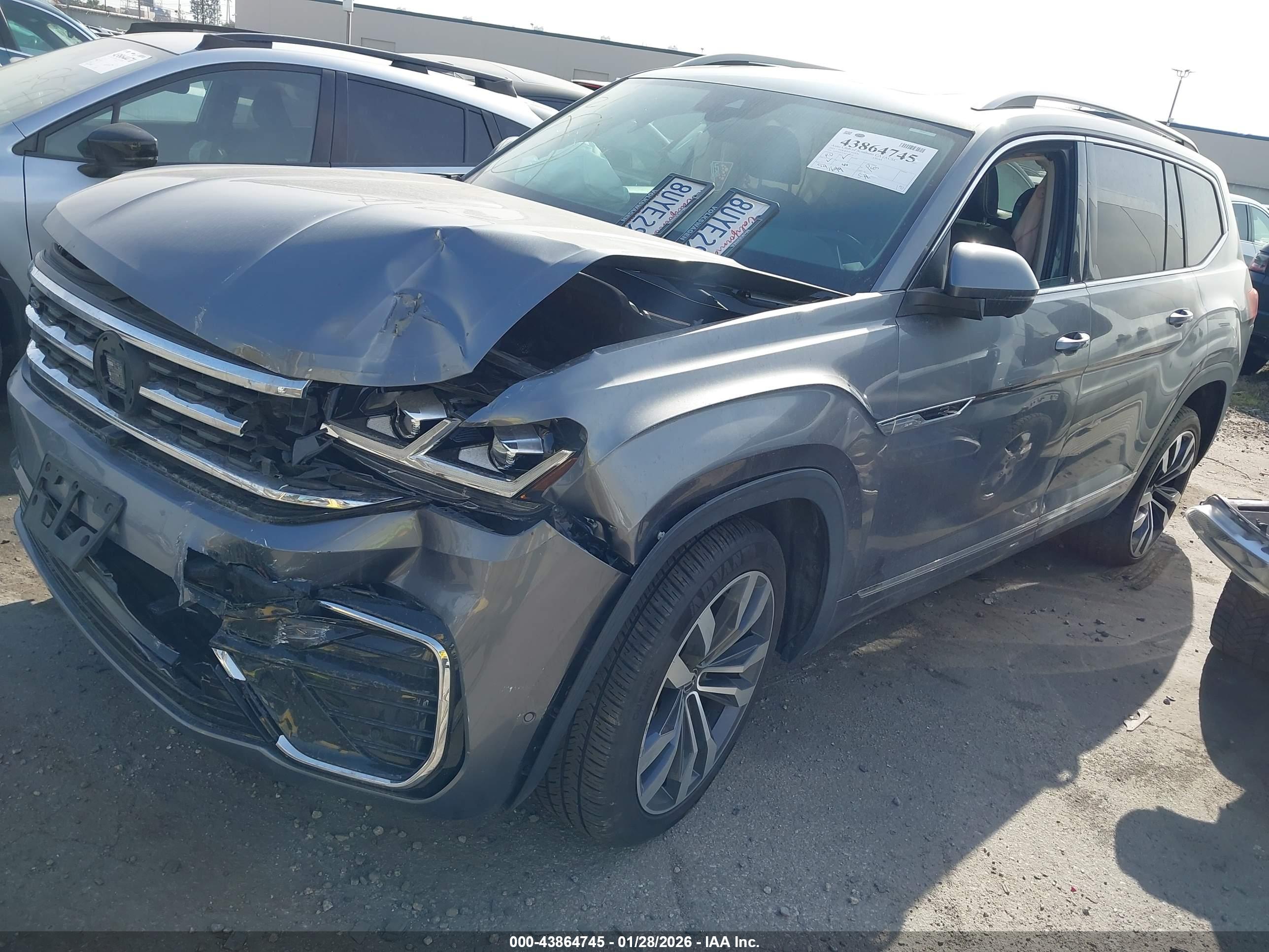 VOLKSWAGEN ATLAS image 2