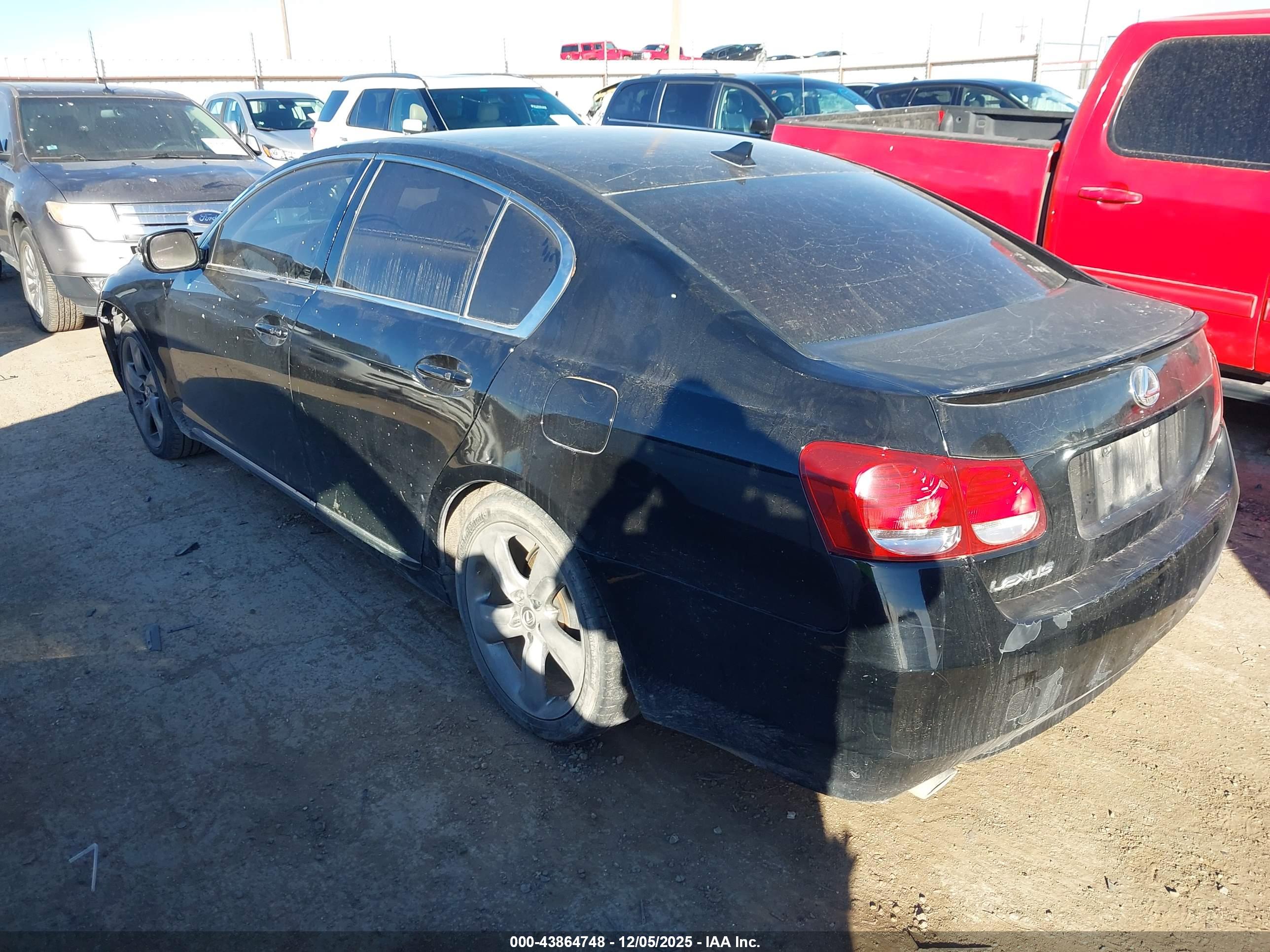 LEXUS GS image 3