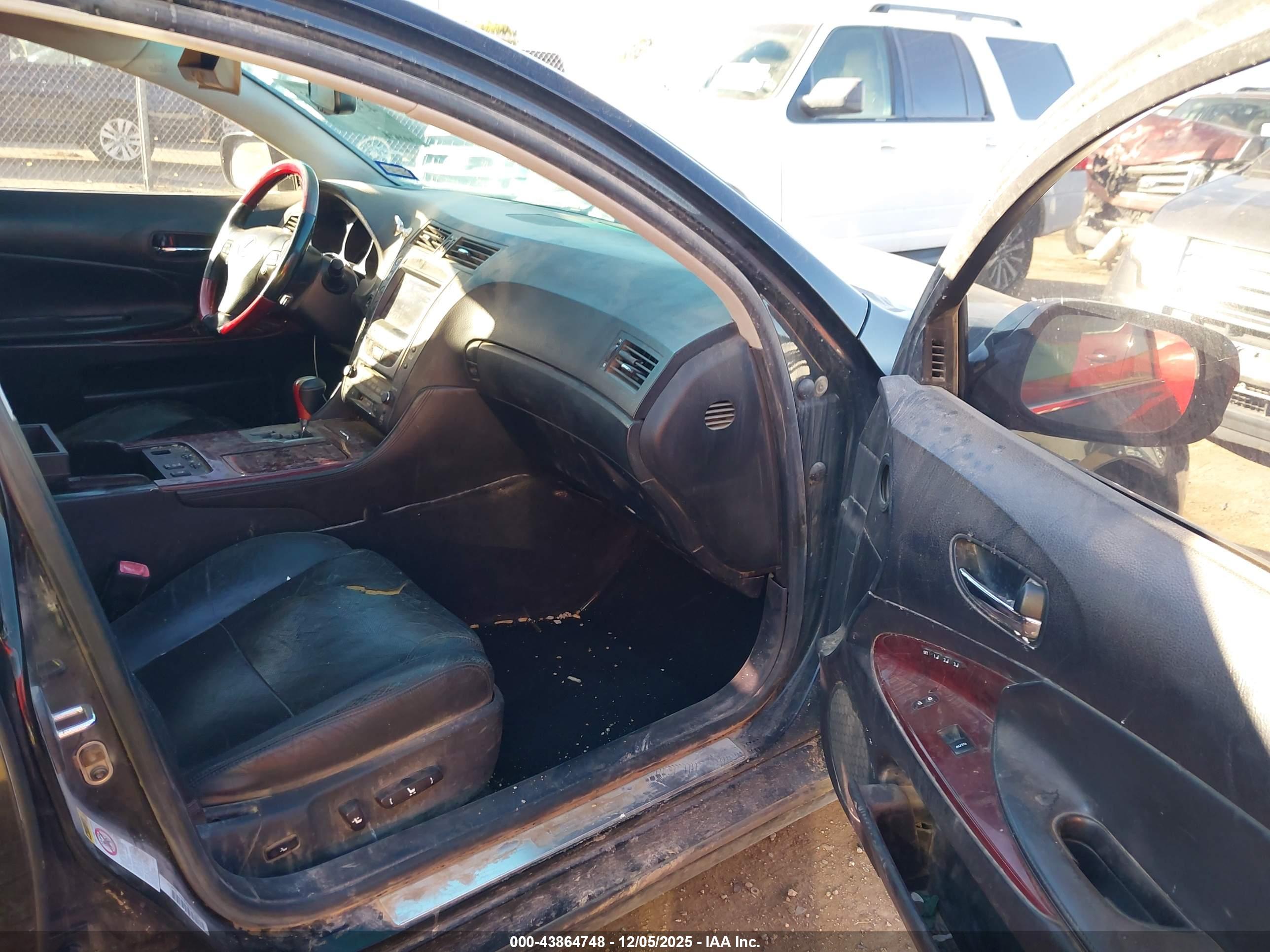 LEXUS GS image 5