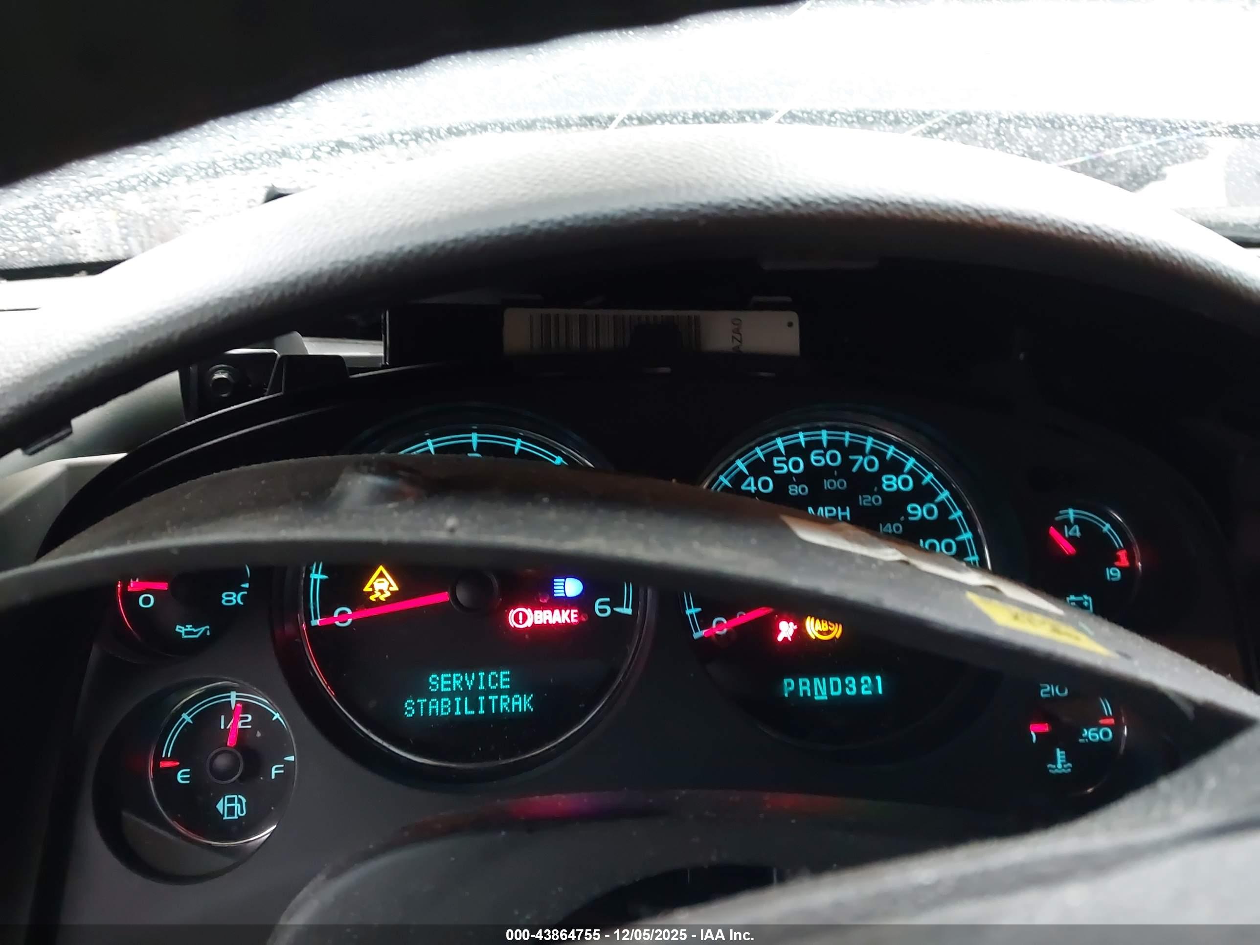 GMC YUKON image 7