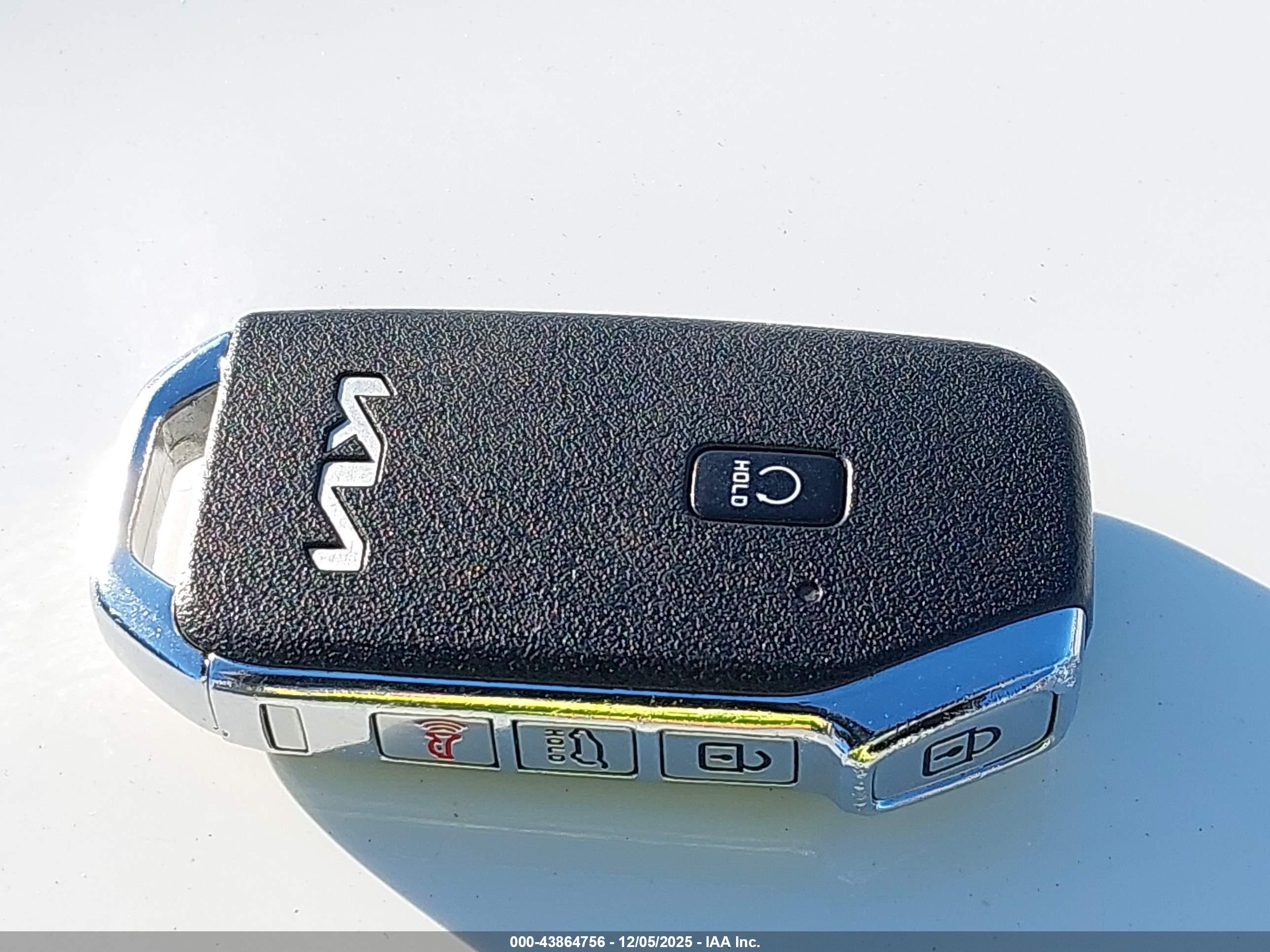 KIA SORENTO image 11