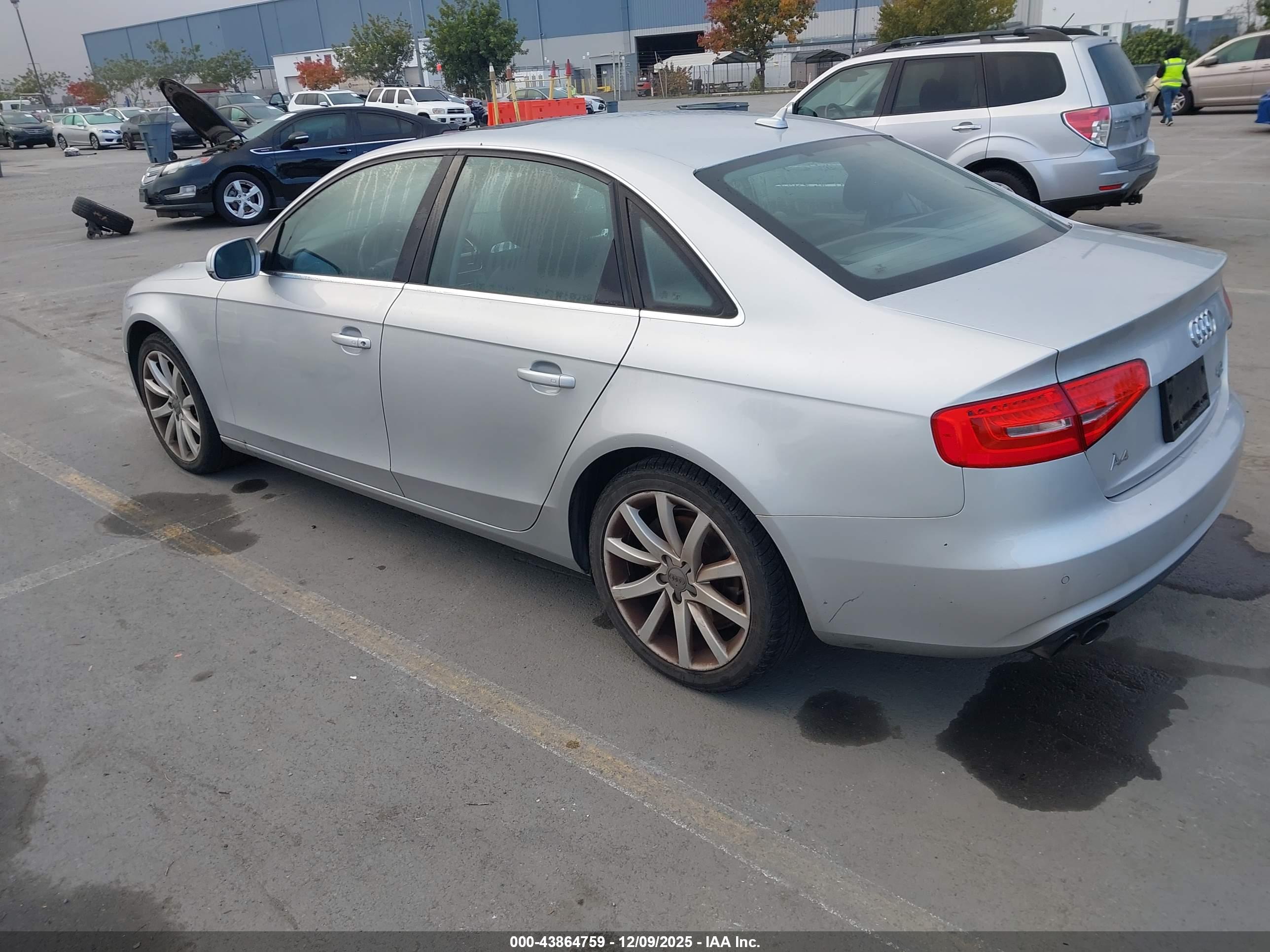 AUDI A4 image 3