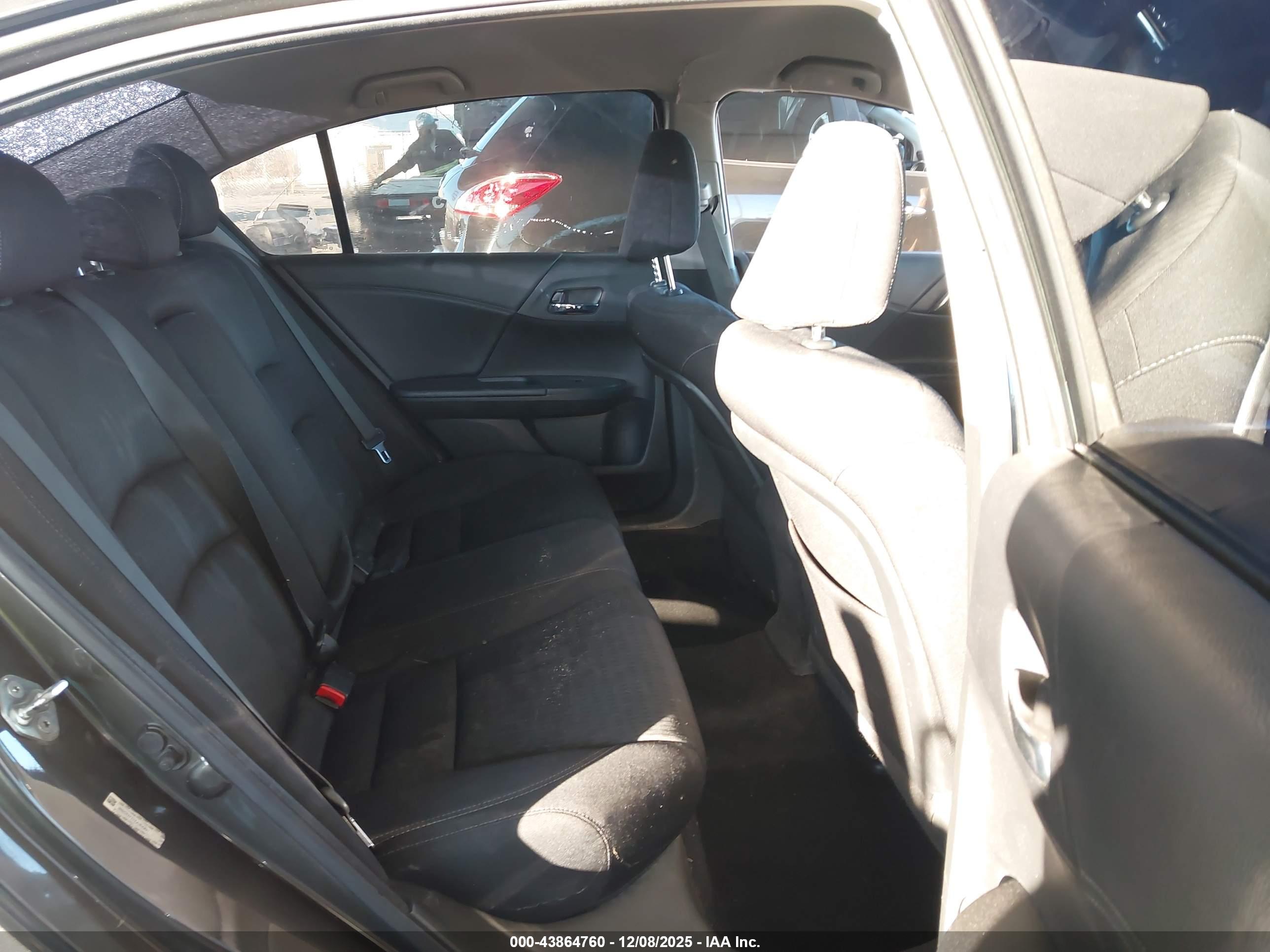HONDA ACCORD image 8