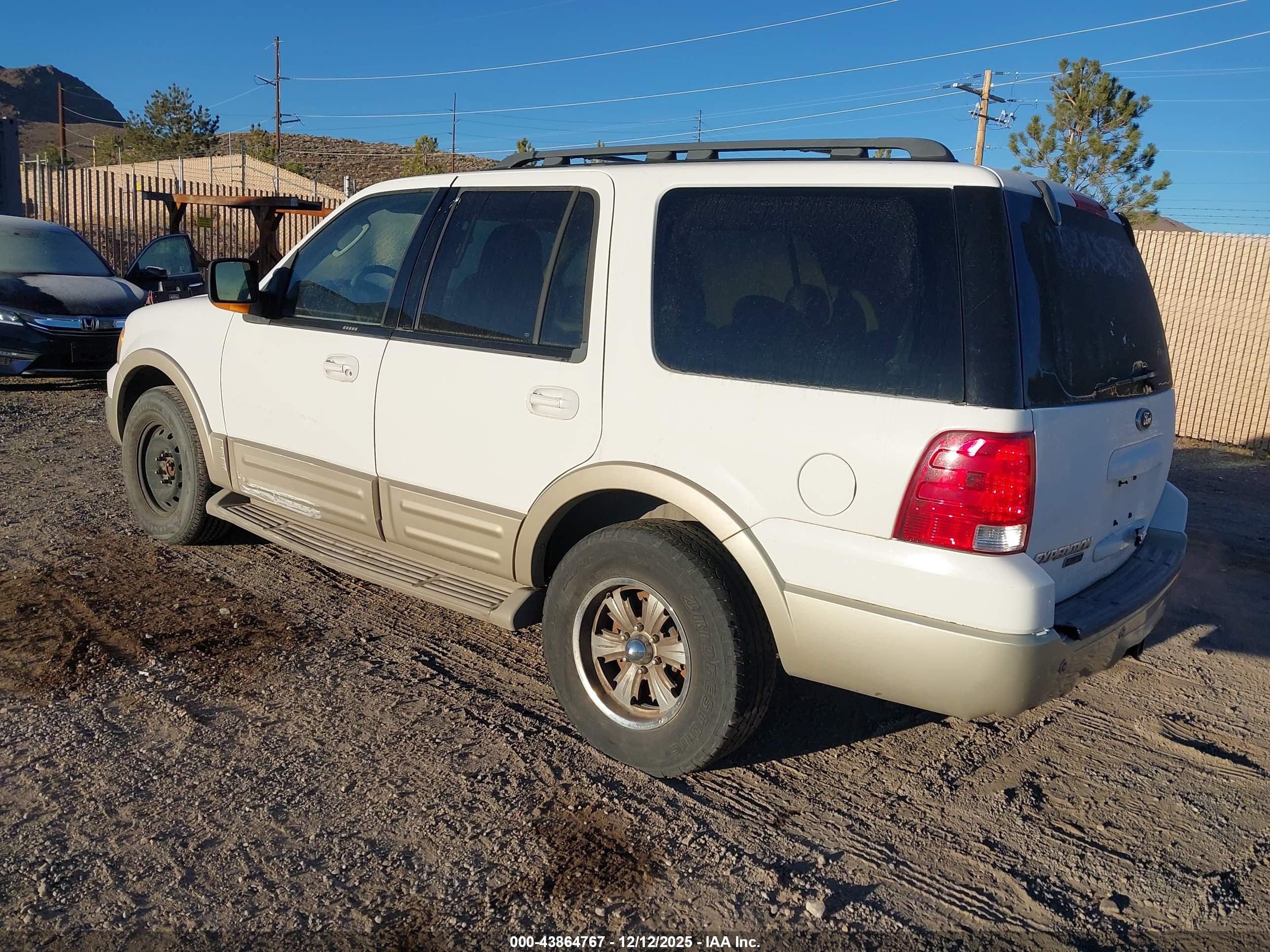 FORD EXPEDITION image 3