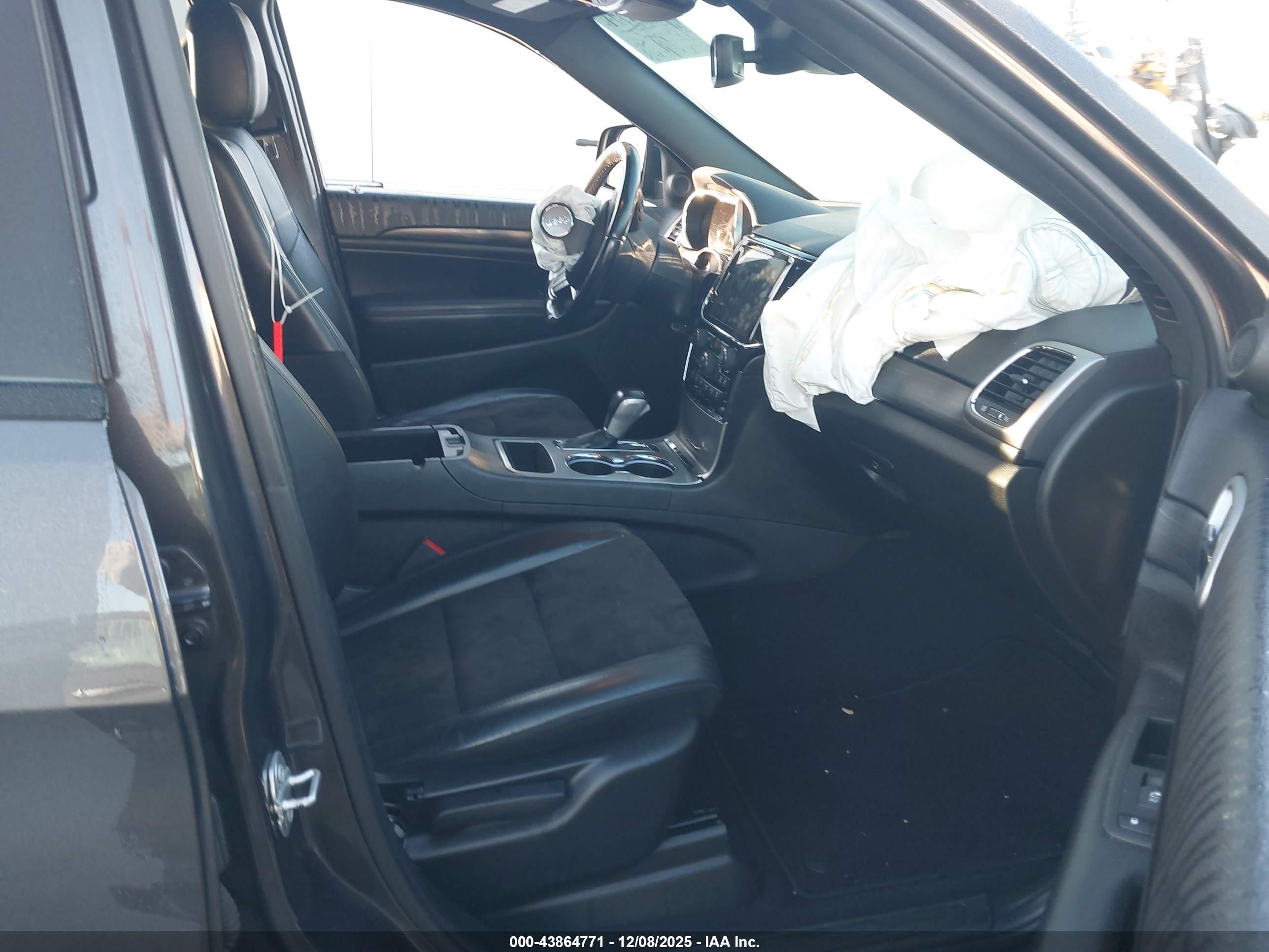 JEEP GRAND image 5