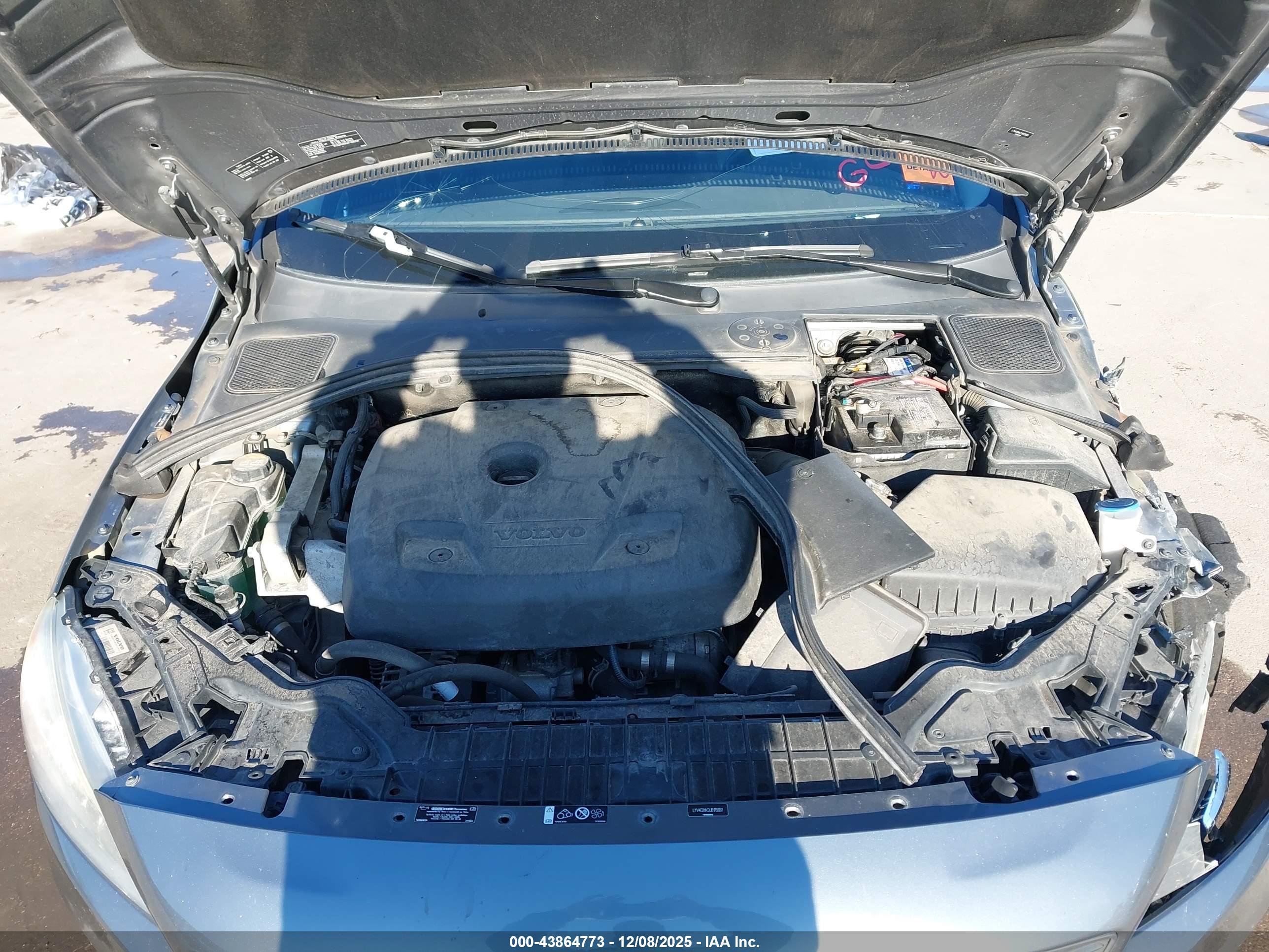 VOLVO S60 image 10