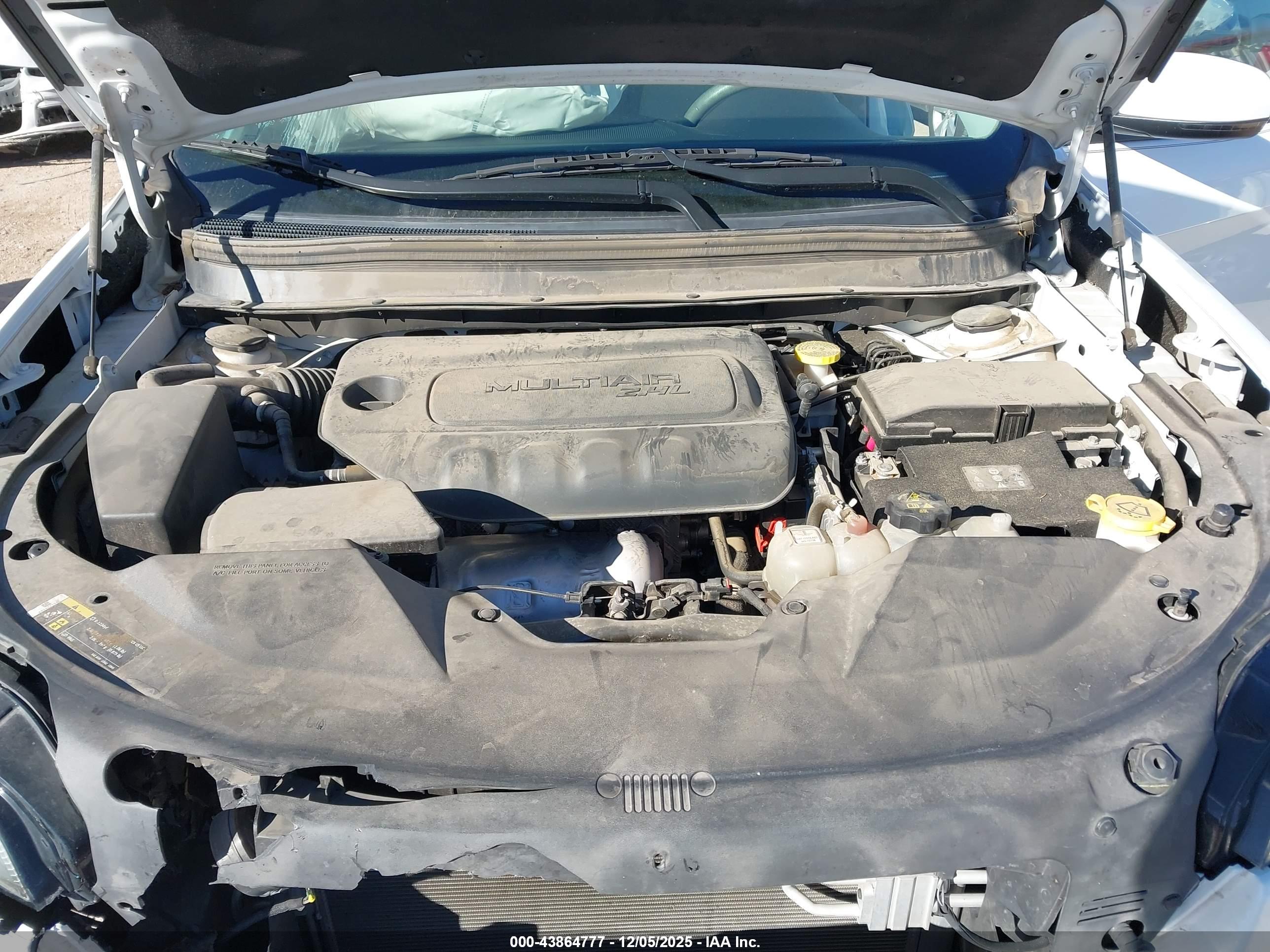JEEP CHEROKEE image 10